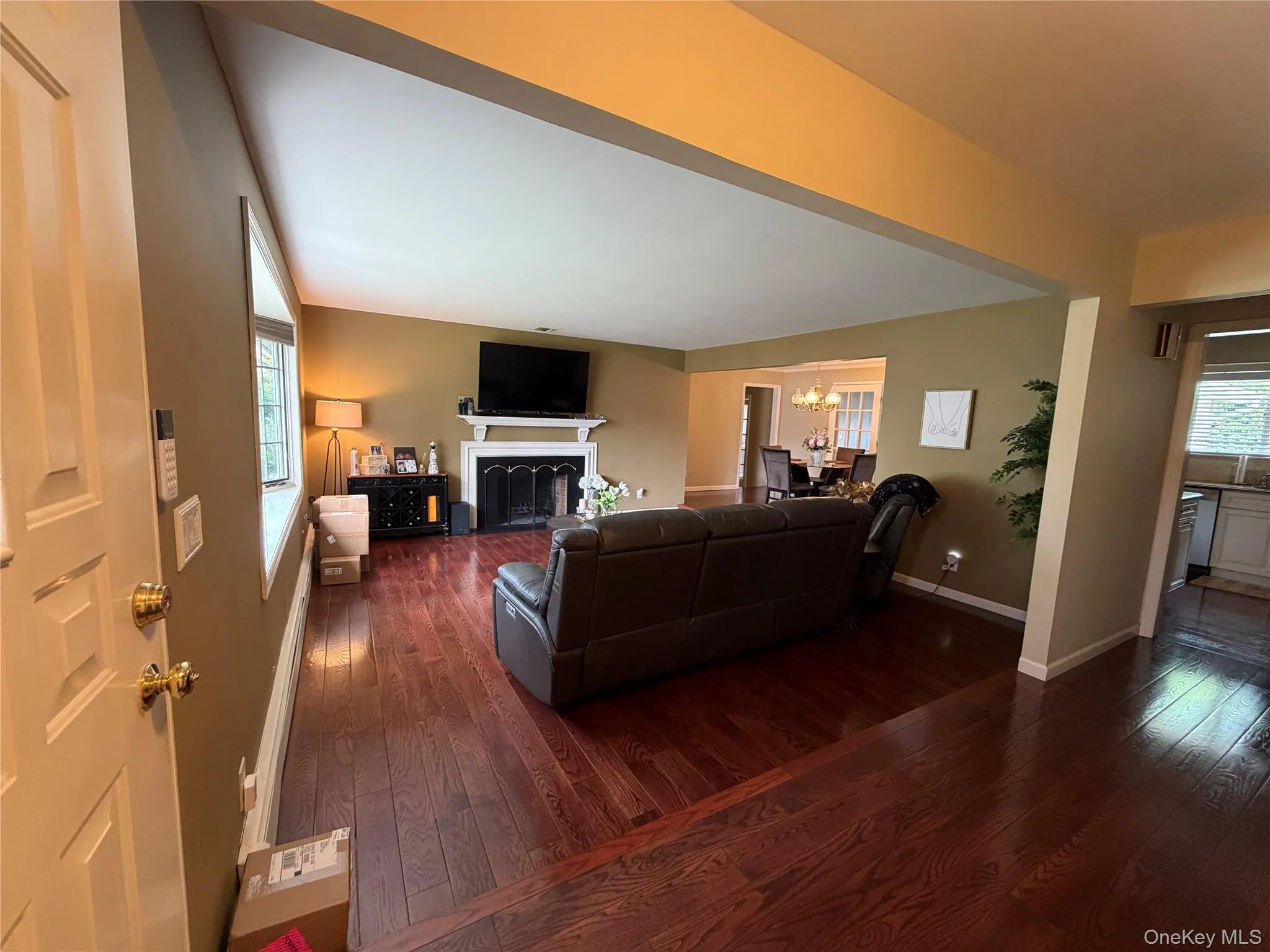 3 Deeringwood Lane, Babylon, NY, 3 Bedrooms Bedrooms, 11 Rooms Rooms,2 BathroomsBathrooms,Residential Lease,For Rent,Deeringwood,0,1011728 3 Deeringwood Lane, Babylon, NY, 3 Bedrooms Bedrooms, 11 Rooms Rooms,2 BathroomsBathrooms,Residential Lease,For Rent,Deeringwood,0,1011728