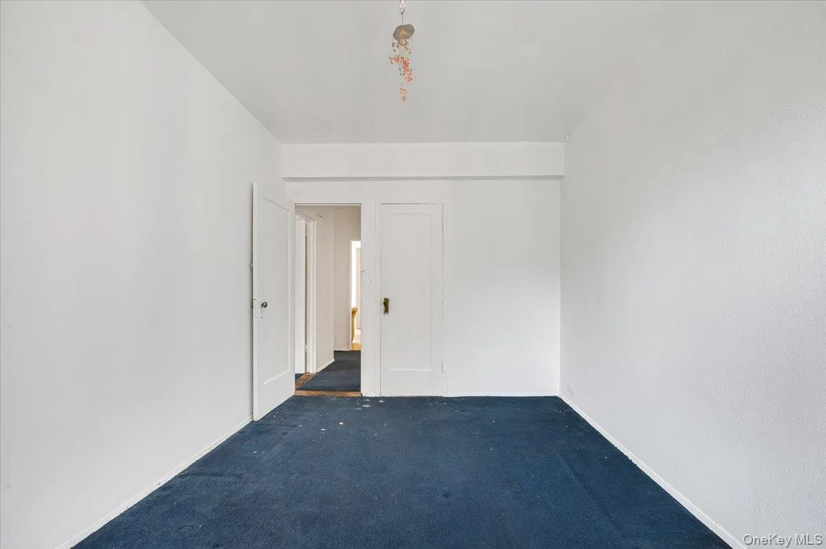 1700 Metropolitan Avenue, New York, NY, 2 Bedrooms Bedrooms, 5 Rooms Rooms,1 BathroomBathrooms,Residential,For Rent,Metropolitan,0,1011730 1700 Metropolitan Avenue, New York, NY, 2 Bedrooms Bedrooms, 5 Rooms Rooms,1 BathroomBathrooms,Residential,For Rent,Metropolitan,0,1011730
