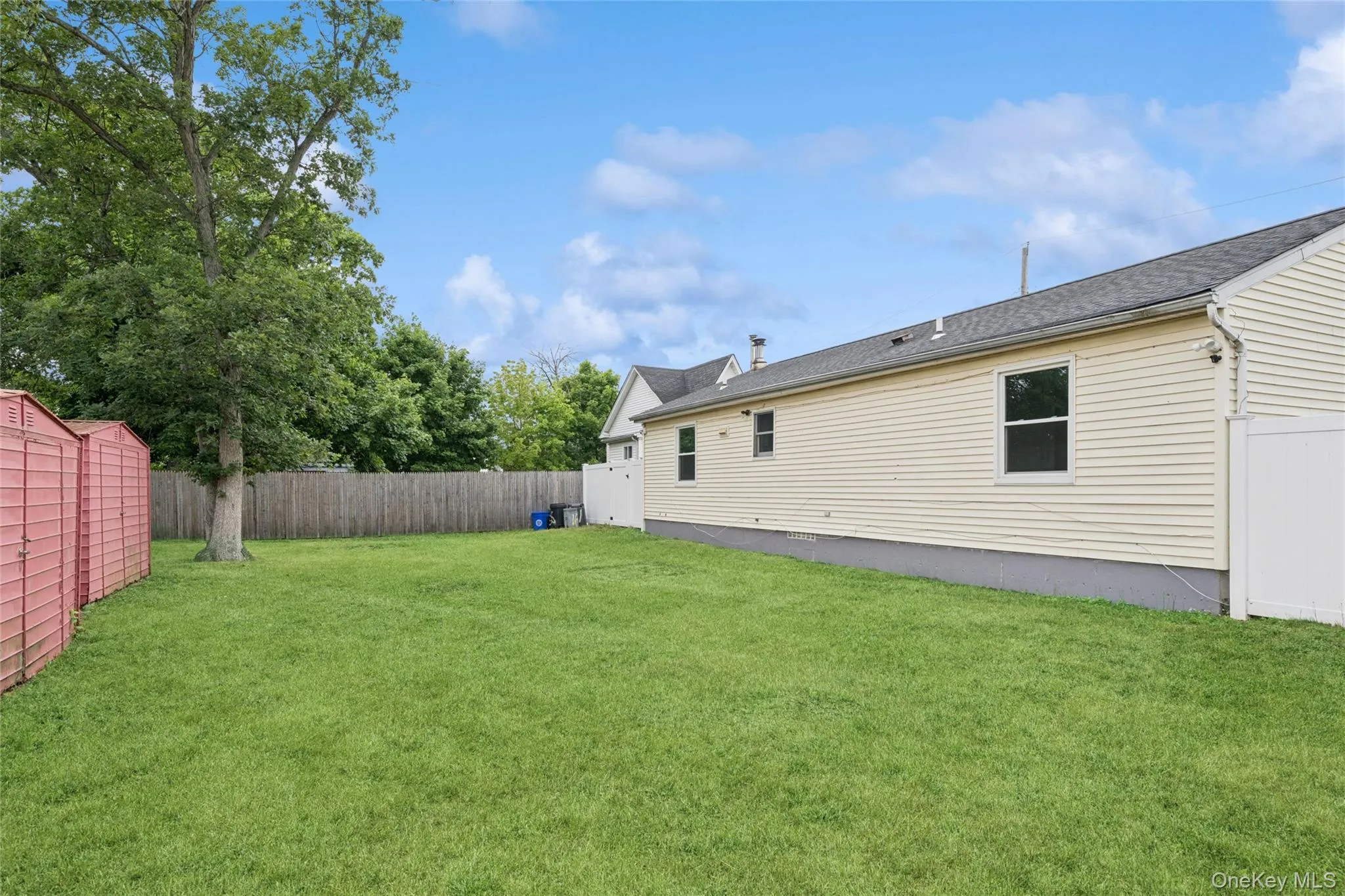 16 Arlington Avenue, Babylon, NY, 3 Bedrooms Bedrooms, 5 Rooms Rooms,1 BathroomBathrooms,Residential,For Rent,Arlington,0,KEY1011732 16 Arlington Avenue, Babylon, NY, 3 Bedrooms Bedrooms, 5 Rooms Rooms,1 BathroomBathrooms,Residential,For Rent,Arlington,0,KEY1011732