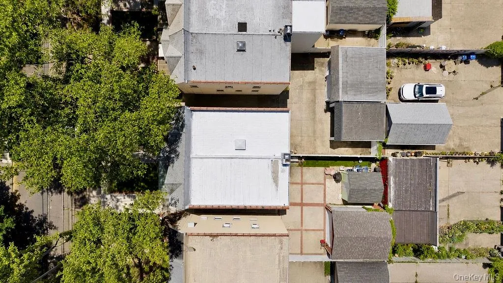 133-22 85th Street, New York, NY, 3 Bedrooms Bedrooms, 6 Rooms Rooms,1 BathroomBathrooms,Residential,For Rent,85th,0,1011734 133-22 85th Street, New York, NY, 3 Bedrooms Bedrooms, 6 Rooms Rooms,1 BathroomBathrooms,Residential,For Rent,85th,0,1011734