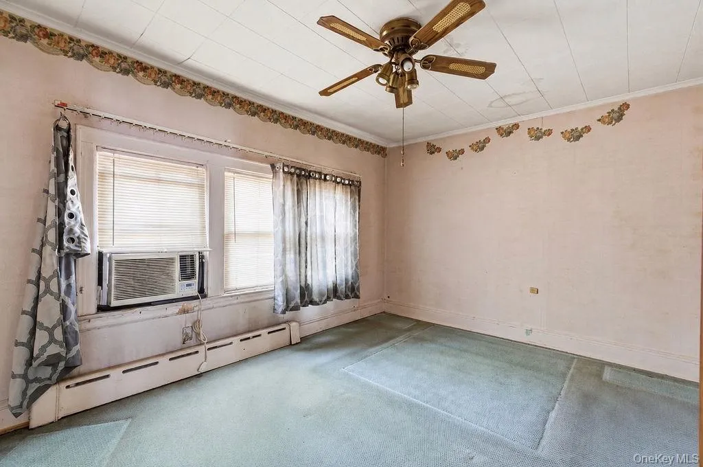 133-22 85th Street, New York, NY, 3 Bedrooms Bedrooms, 6 Rooms Rooms,1 BathroomBathrooms,Residential,For Rent,85th,0,1011734 133-22 85th Street, New York, NY, 3 Bedrooms Bedrooms, 6 Rooms Rooms,1 BathroomBathrooms,Residential,For Rent,85th,0,1011734
