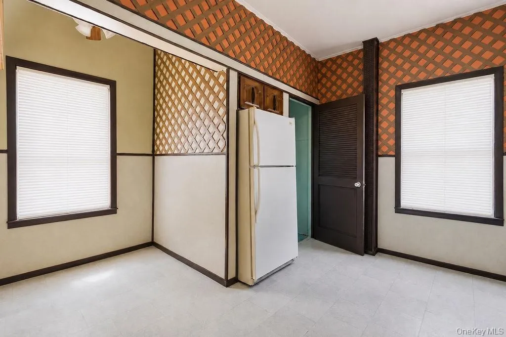 133-22 85th Street, New York, NY, 3 Bedrooms Bedrooms, 6 Rooms Rooms,1 BathroomBathrooms,Residential,For Rent,85th,0,1011734 133-22 85th Street, New York, NY, 3 Bedrooms Bedrooms, 6 Rooms Rooms,1 BathroomBathrooms,Residential,For Rent,85th,0,1011734