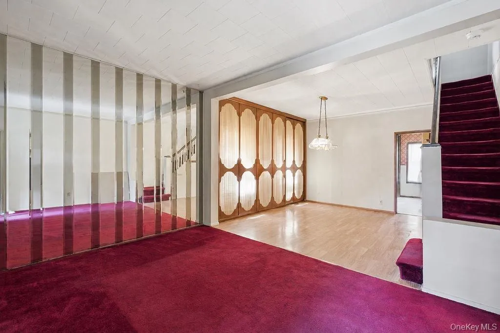 133-22 85th Street, New York, NY, 3 Bedrooms Bedrooms, 6 Rooms Rooms,1 BathroomBathrooms,Residential,For Rent,85th,0,1011734 133-22 85th Street, New York, NY, 3 Bedrooms Bedrooms, 6 Rooms Rooms,1 BathroomBathrooms,Residential,For Rent,85th,0,1011734
