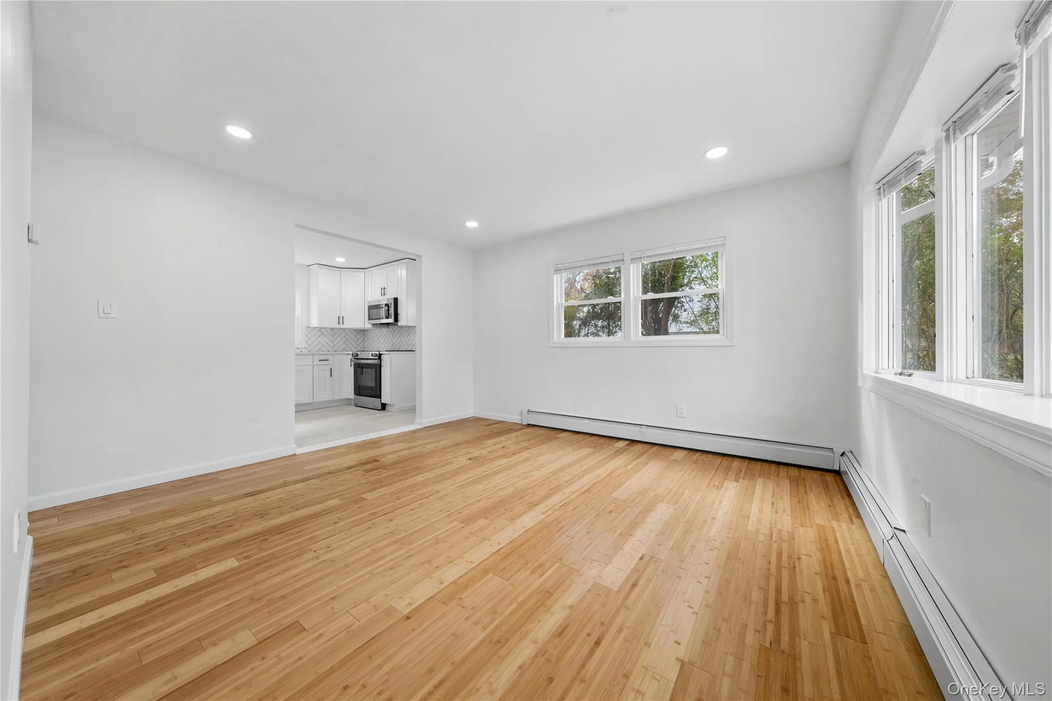 78 Carr Lane, Brookhaven, NY, 4 Bedrooms Bedrooms, 7 Rooms Rooms,1 BathroomBathrooms,Residential,For Rent,Carr,0,1011736 78 Carr Lane, Brookhaven, NY, 4 Bedrooms Bedrooms, 7 Rooms Rooms,1 BathroomBathrooms,Residential,For Rent,Carr,0,1011736