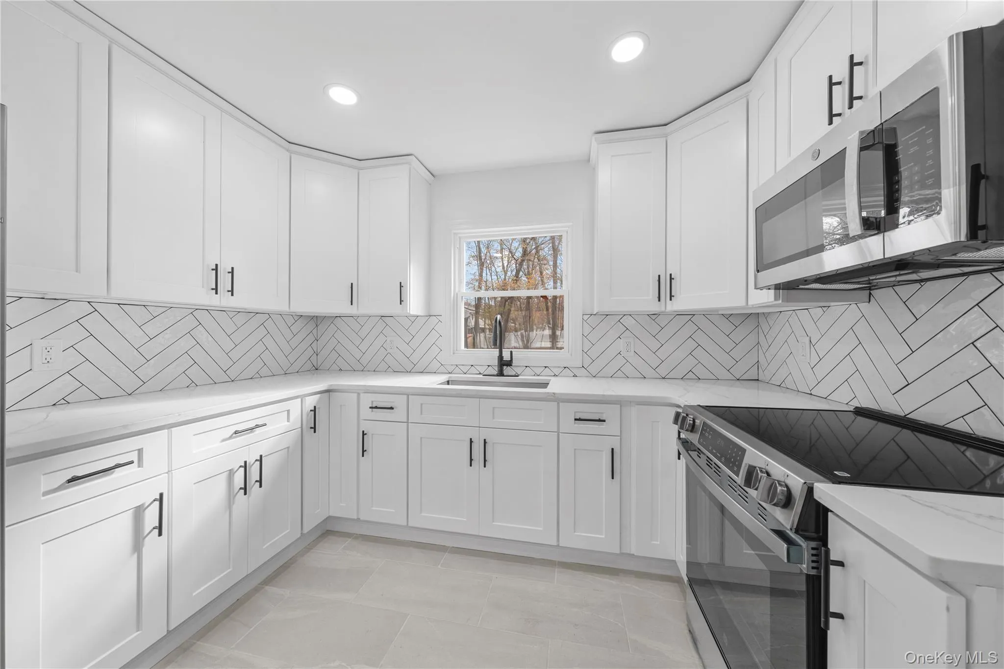 78 Carr Lane, Brookhaven, NY, 4 Bedrooms Bedrooms, 7 Rooms Rooms,1 BathroomBathrooms,Residential,For Rent,Carr,0,1011736 78 Carr Lane, Brookhaven, NY, 4 Bedrooms Bedrooms, 7 Rooms Rooms,1 BathroomBathrooms,Residential,For Rent,Carr,0,1011736