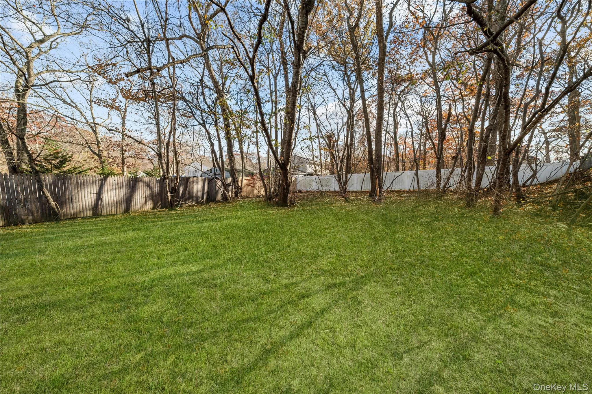 78 Carr Lane, Brookhaven, NY, 4 Bedrooms Bedrooms, 7 Rooms Rooms,1 BathroomBathrooms,Residential,For Rent,Carr,0,1011736 78 Carr Lane, Brookhaven, NY, 4 Bedrooms Bedrooms, 7 Rooms Rooms,1 BathroomBathrooms,Residential,For Rent,Carr,0,1011736