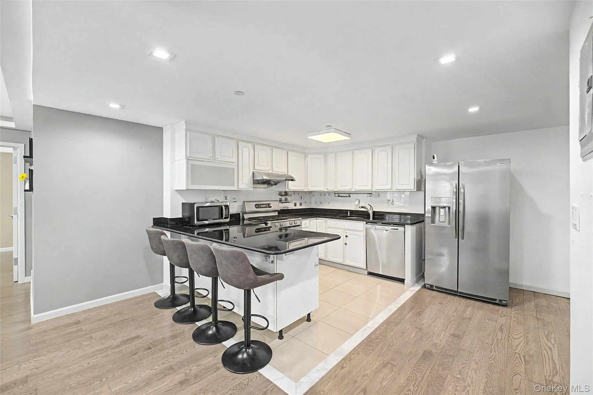 43-17 Union Street, New York, NY, 2 Bedrooms Bedrooms, 4 Rooms Rooms,2 BathroomsBathrooms,Residential,For Rent,Union,0,1011737 43-17 Union Street, New York, NY, 2 Bedrooms Bedrooms, 4 Rooms Rooms,2 BathroomsBathrooms,Residential,For Rent,Union,0,1011737