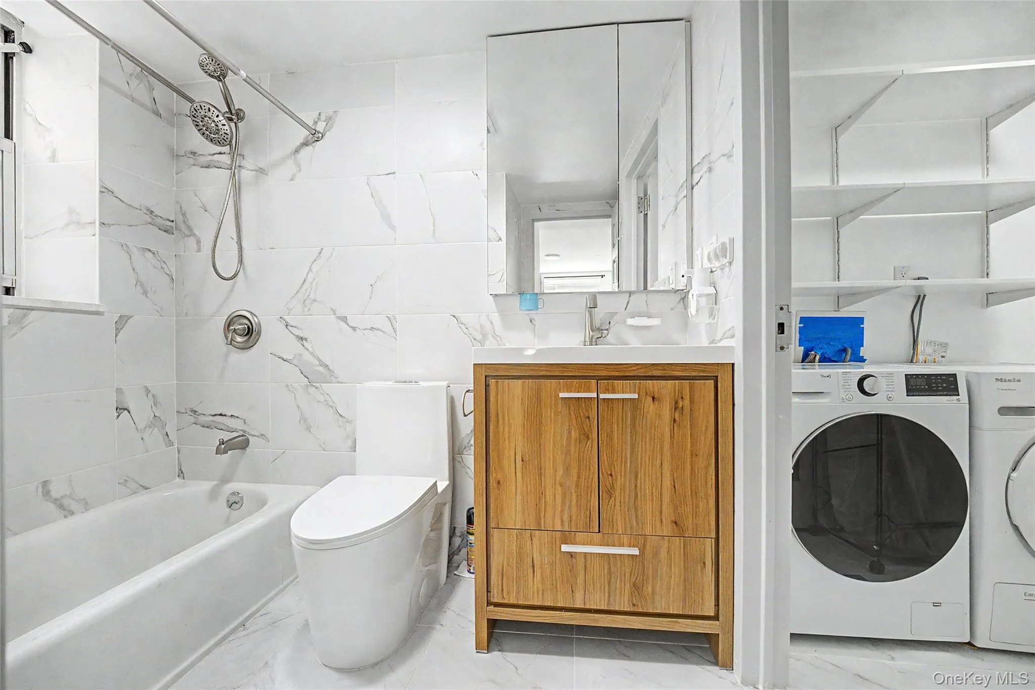 43-17 Union Street, New York, NY, 2 Bedrooms Bedrooms, 4 Rooms Rooms,2 BathroomsBathrooms,Residential,For Rent,Union,0,1011737 43-17 Union Street, New York, NY, 2 Bedrooms Bedrooms, 4 Rooms Rooms,2 BathroomsBathrooms,Residential,For Rent,Union,0,1011737