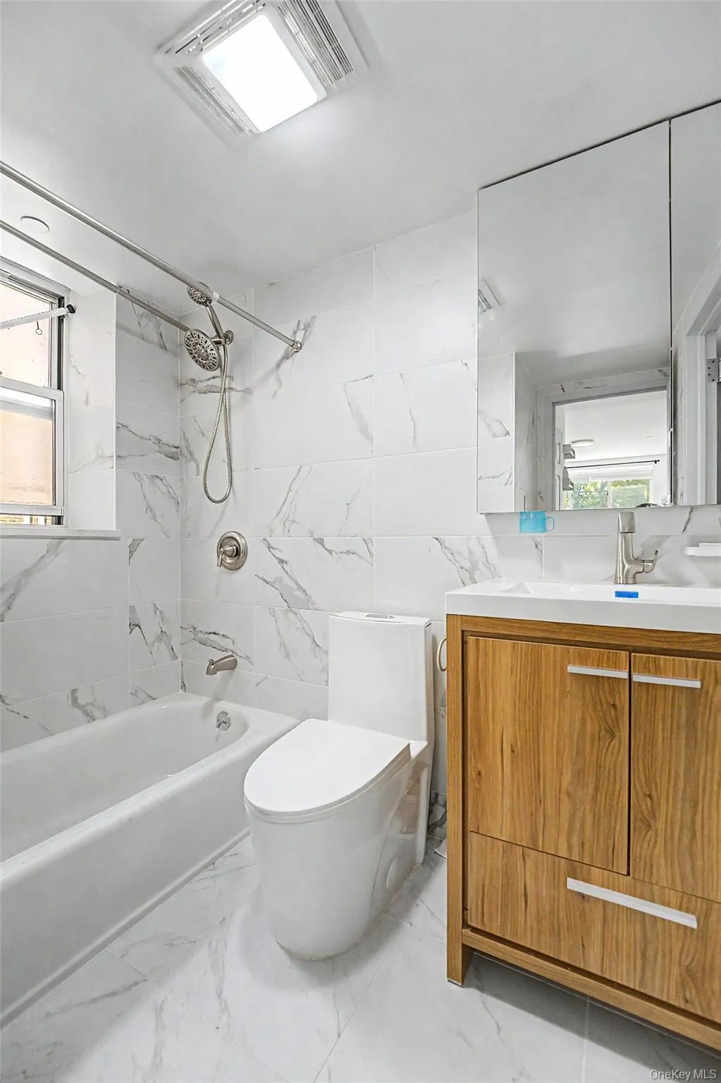 43-17 Union Street, New York, NY, 2 Bedrooms Bedrooms, 4 Rooms Rooms,2 BathroomsBathrooms,Residential,For Rent,Union,0,1011737 43-17 Union Street, New York, NY, 2 Bedrooms Bedrooms, 4 Rooms Rooms,2 BathroomsBathrooms,Residential,For Rent,Union,0,1011737