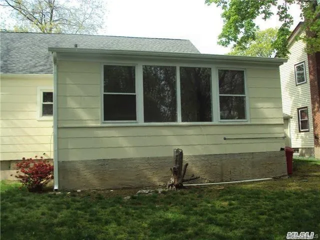 1034 Tulsa Street, Hempstead, NY, 5 Bedrooms Bedrooms, 8 Rooms Rooms,1 BathroomBathrooms,Residential,For Rent,Tulsa,0,KEY1011745 1034 Tulsa Street, Hempstead, NY, 5 Bedrooms Bedrooms, 8 Rooms Rooms,1 BathroomBathrooms,Residential,For Rent,Tulsa,0,KEY1011745