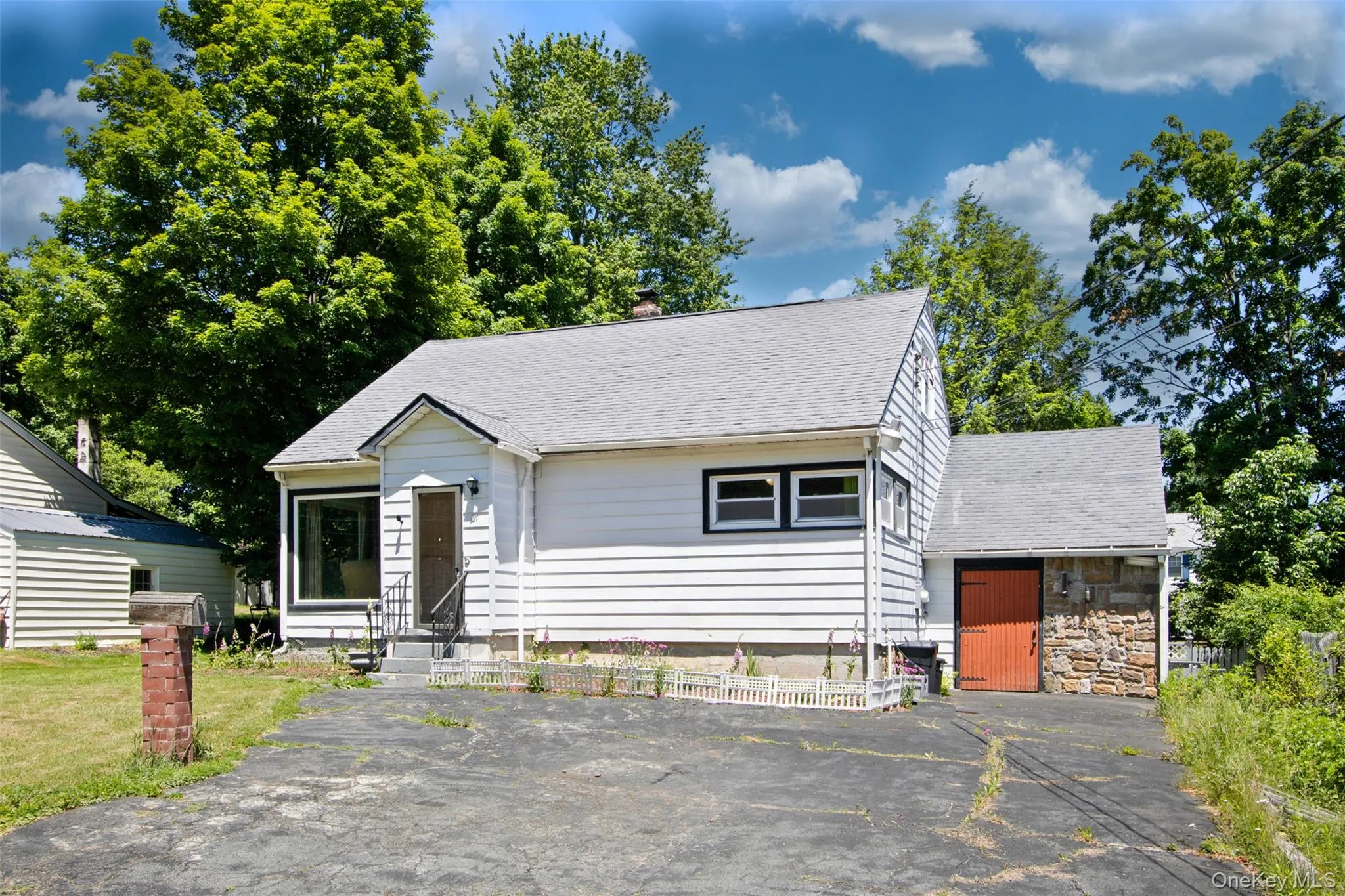 32 Mager Avenue, Liberty, NY, 3 Bedrooms Bedrooms, 7 Rooms Rooms,2 BathroomsBathrooms,Residential,For Rent,Mager,0,1011746 32 Mager Avenue, Liberty, NY, 3 Bedrooms Bedrooms, 7 Rooms Rooms,2 BathroomsBathrooms,Residential,For Rent,Mager,0,1011746