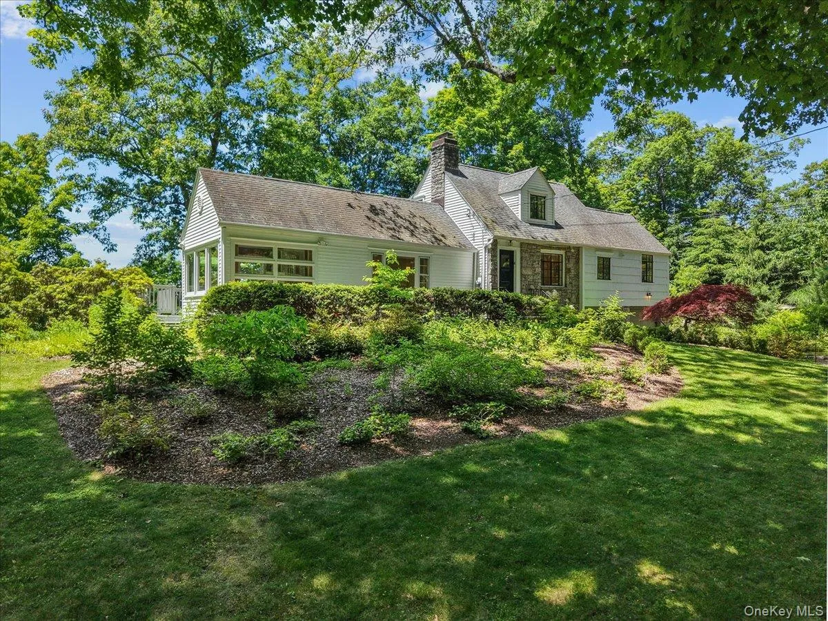 51 Laurel Drive, Mount Kisco, NY, 3 Bedrooms Bedrooms, 10 Rooms Rooms,2 BathroomsBathrooms,Residential,For Rent,Laurel,0,1011748 51 Laurel Drive, Mount Kisco, NY, 3 Bedrooms Bedrooms, 10 Rooms Rooms,2 BathroomsBathrooms,Residential,For Rent,Laurel,0,1011748