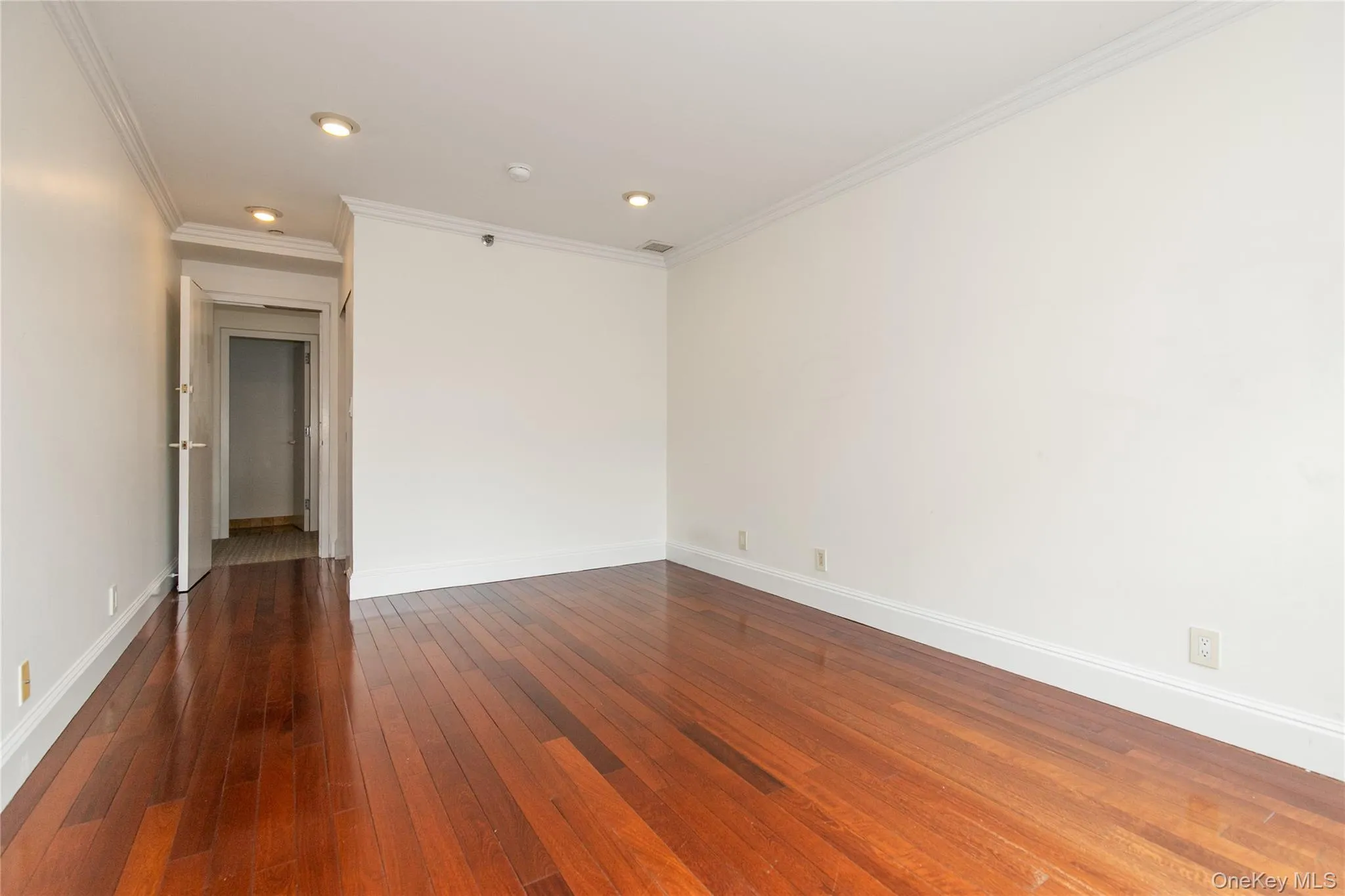 100 cuttermill Road, North Hempstead, NY, 2 Bedrooms Bedrooms, 5 Rooms Rooms,2 BathroomsBathrooms,Residential Lease,For Rent,cuttermill,0,1011751 100 cuttermill Road, North Hempstead, NY, 2 Bedrooms Bedrooms, 5 Rooms Rooms,2 BathroomsBathrooms,Residential Lease,For Rent,cuttermill,0,1011751