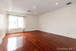 100 cuttermill Road, North Hempstead, NY, 2 Bedrooms Bedrooms, 5 Rooms Rooms,2 BathroomsBathrooms,Residential Lease,For Rent,cuttermill,0,1011751 100 cuttermill Road, North Hempstead, NY, 2 Bedrooms Bedrooms, 5 Rooms Rooms,2 BathroomsBathrooms,Residential Lease,For Rent,cuttermill,0,1011751