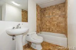 100 cuttermill Road, North Hempstead, NY, 2 Bedrooms Bedrooms, 5 Rooms Rooms,2 BathroomsBathrooms,Residential Lease,For Rent,cuttermill,0,1011751 100 cuttermill Road, North Hempstead, NY, 2 Bedrooms Bedrooms, 5 Rooms Rooms,2 BathroomsBathrooms,Residential Lease,For Rent,cuttermill,0,1011751