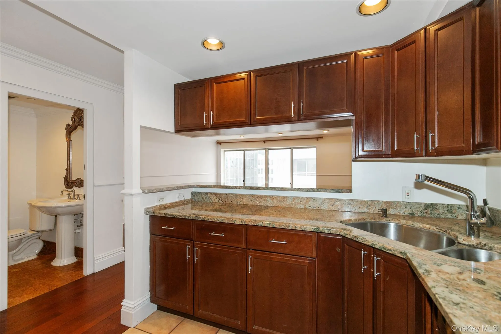 100 cuttermill Road, North Hempstead, NY, 2 Bedrooms Bedrooms, 5 Rooms Rooms,2 BathroomsBathrooms,Residential Lease,For Rent,cuttermill,0,1011751 100 cuttermill Road, North Hempstead, NY, 2 Bedrooms Bedrooms, 5 Rooms Rooms,2 BathroomsBathrooms,Residential Lease,For Rent,cuttermill,0,1011751