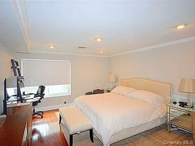 100 cuttermill Road, North Hempstead, NY, 2 Bedrooms Bedrooms, 5 Rooms Rooms,2 BathroomsBathrooms,Residential Lease,For Rent,cuttermill,0,1011751 100 cuttermill Road, North Hempstead, NY, 2 Bedrooms Bedrooms, 5 Rooms Rooms,2 BathroomsBathrooms,Residential Lease,For Rent,cuttermill,0,1011751