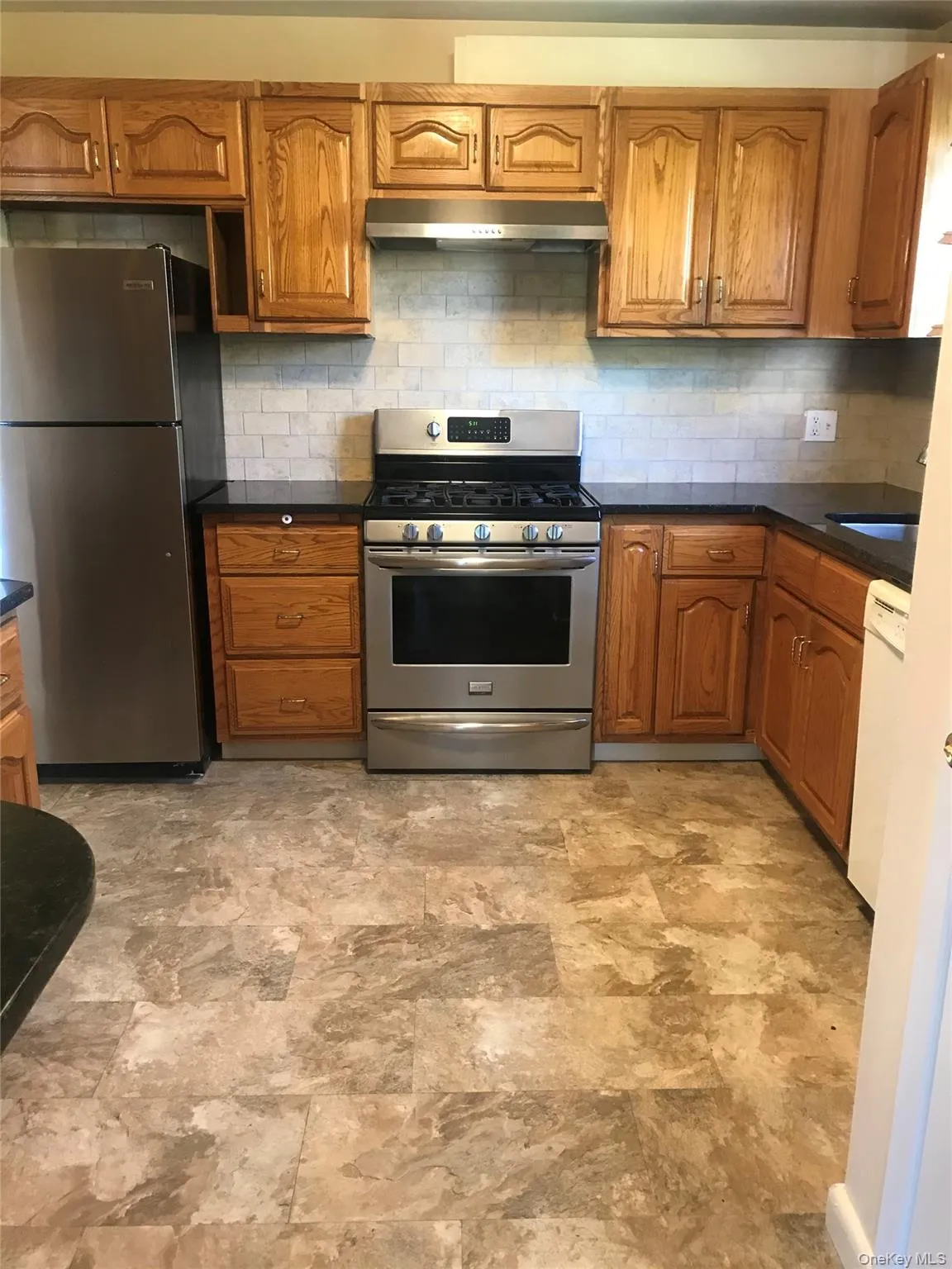 8 Locust Street, Oyster Bay, NY, 3 Bedrooms Bedrooms, 4 Rooms Rooms,1 BathroomBathrooms,Residential Lease,For Rent,Locust,0,1011753 8 Locust Street, Oyster Bay, NY, 3 Bedrooms Bedrooms, 4 Rooms Rooms,1 BathroomBathrooms,Residential Lease,For Rent,Locust,0,1011753