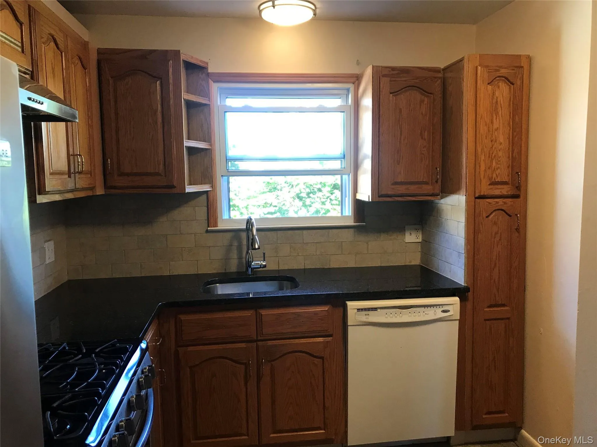 8 Locust Street, Oyster Bay, NY, 3 Bedrooms Bedrooms, 4 Rooms Rooms,1 BathroomBathrooms,Residential Lease,For Rent,Locust,0,1011753 8 Locust Street, Oyster Bay, NY, 3 Bedrooms Bedrooms, 4 Rooms Rooms,1 BathroomBathrooms,Residential Lease,For Rent,Locust,0,1011753