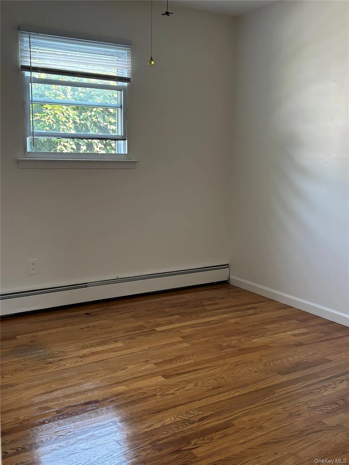 8 Locust Street, Oyster Bay, NY, 4 Bedrooms Bedrooms, 7 Rooms Rooms,2 BathroomsBathrooms,Residential Lease,For Rent,Locust,0,1011753 8 Locust Street, Oyster Bay, NY, 4 Bedrooms Bedrooms, 7 Rooms Rooms,2 BathroomsBathrooms,Residential Lease,For Rent,Locust,0,1011753