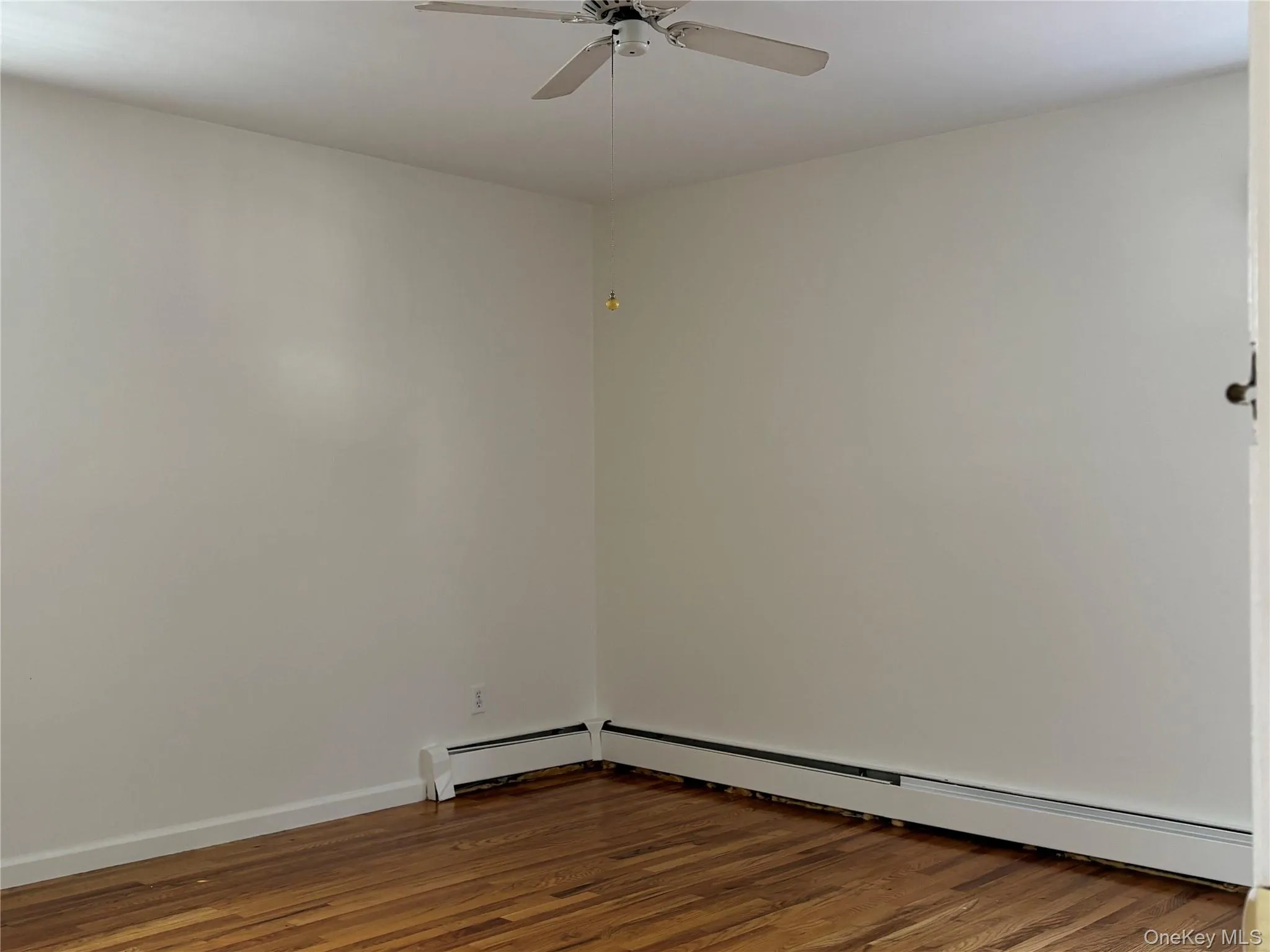 8 Locust Street, Oyster Bay, NY, 4 Bedrooms Bedrooms, 7 Rooms Rooms,2 BathroomsBathrooms,Residential Lease,For Rent,Locust,0,1011753 8 Locust Street, Oyster Bay, NY, 4 Bedrooms Bedrooms, 7 Rooms Rooms,2 BathroomsBathrooms,Residential Lease,For Rent,Locust,0,1011753