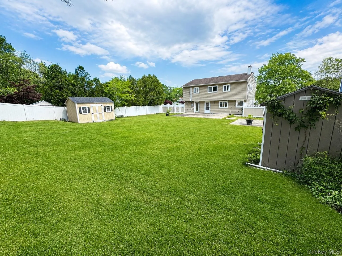110 Blue Point Road, Islip, NY, 4 Bedrooms Bedrooms, 6 Rooms Rooms,2 BathroomsBathrooms,Residential,For Rent,Blue Point,0,1011754 110 Blue Point Road, Islip, NY, 4 Bedrooms Bedrooms, 6 Rooms Rooms,2 BathroomsBathrooms,Residential,For Rent,Blue Point,0,1011754