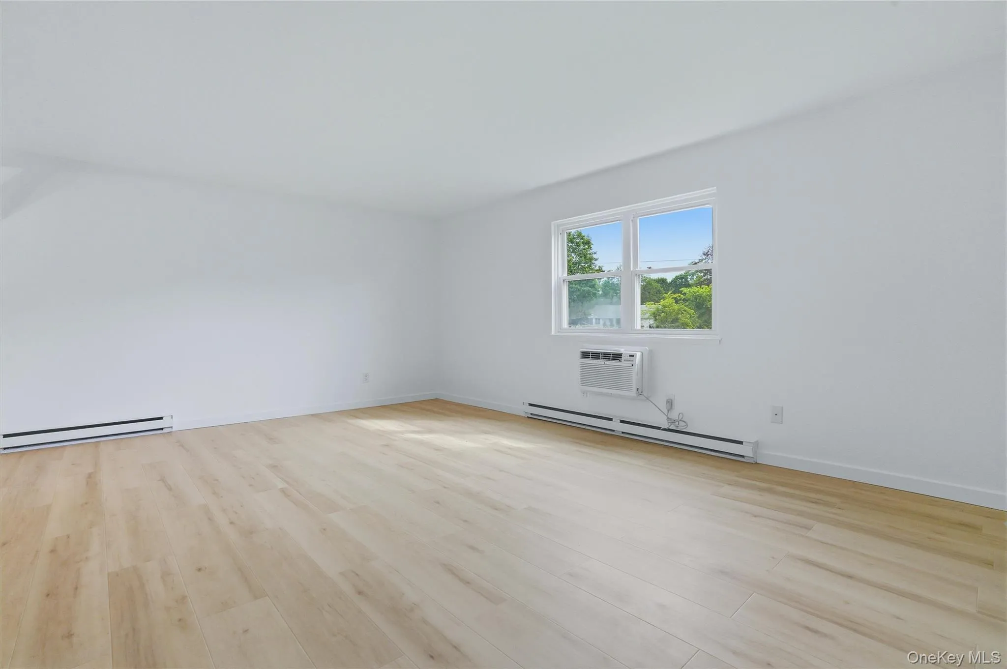 19 White Gate Road, Wappinger, NY, 1 Bedroom Bedrooms, 1 Room Rooms,1 BathroomBathrooms,Residential,For Rent,White Gate,0,1011757 19 White Gate Road, Wappinger, NY, 1 Bedroom Bedrooms, 1 Room Rooms,1 BathroomBathrooms,Residential,For Rent,White Gate,0,1011757