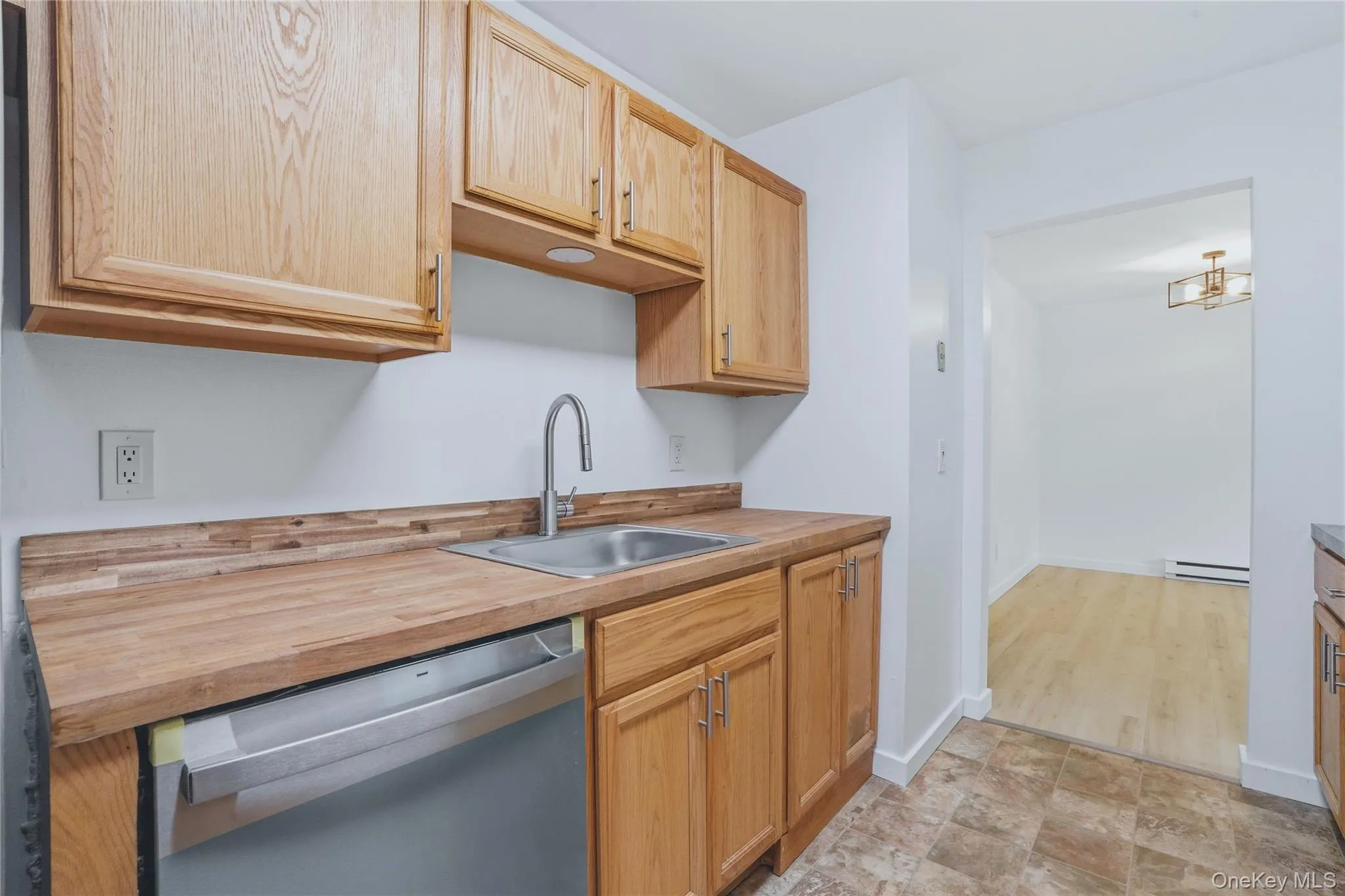 19 White Gate Road, Wappinger, NY, 1 Bedroom Bedrooms, 1 Room Rooms,1 BathroomBathrooms,Residential,For Rent,White Gate,0,1011757 19 White Gate Road, Wappinger, NY, 1 Bedroom Bedrooms, 1 Room Rooms,1 BathroomBathrooms,Residential,For Rent,White Gate,0,1011757