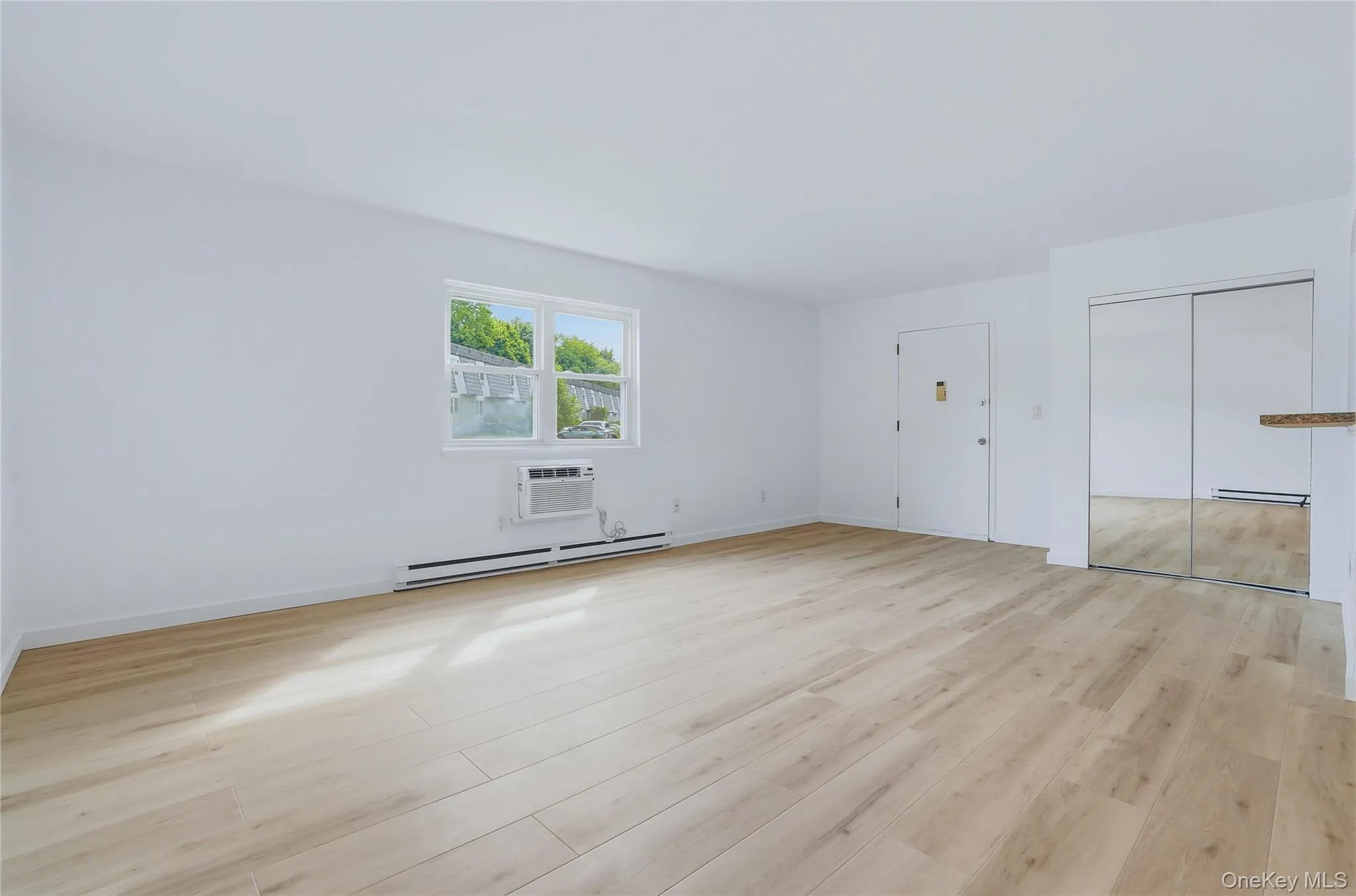19 White Gate Road, Wappinger, NY, 1 Bedroom Bedrooms, 1 Room Rooms,1 BathroomBathrooms,Residential,For Rent,White Gate,0,1011757 19 White Gate Road, Wappinger, NY, 1 Bedroom Bedrooms, 1 Room Rooms,1 BathroomBathrooms,Residential,For Rent,White Gate,0,1011757