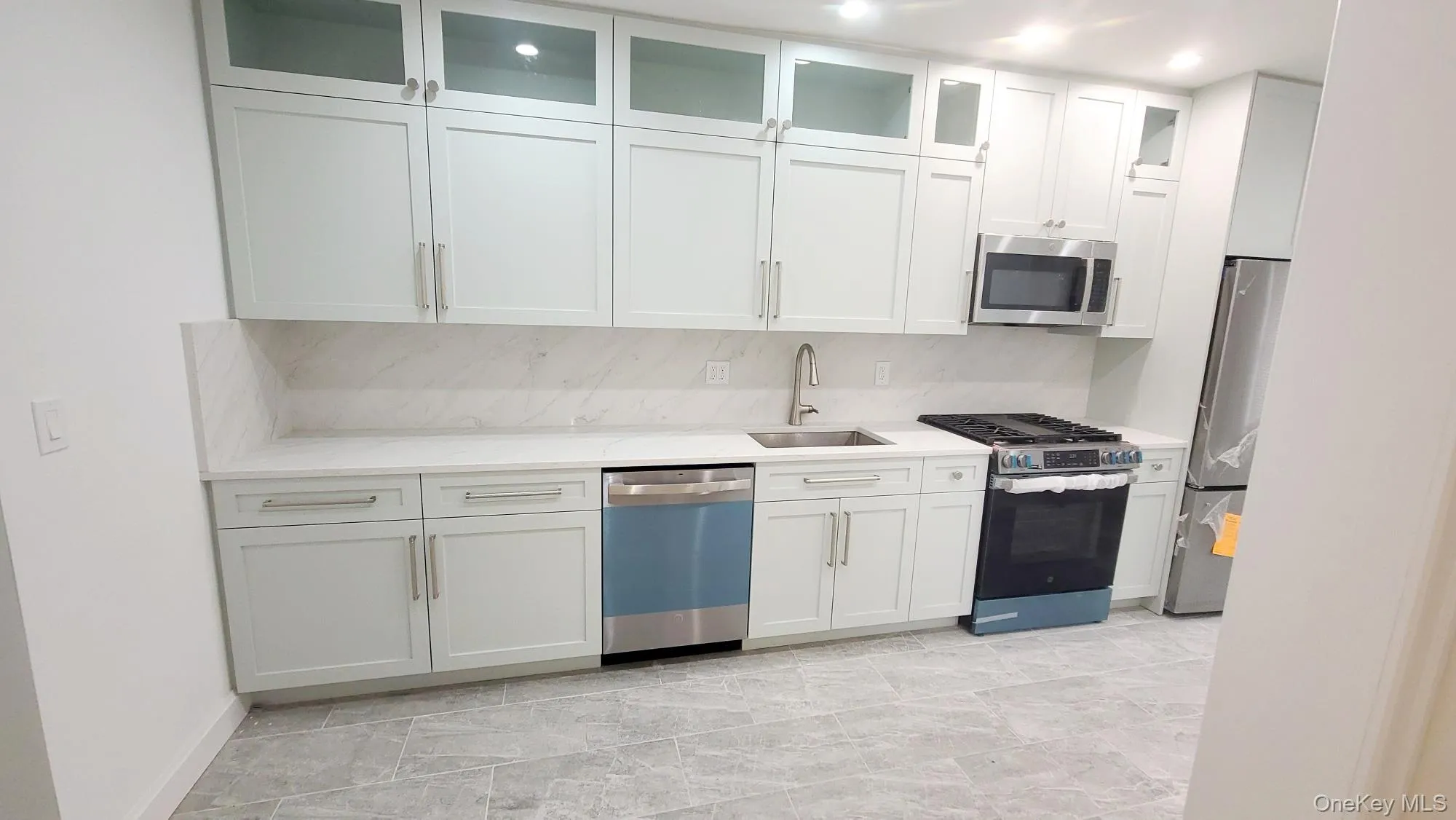 85-40 68th Avenue, New York, NY, 3 Bedrooms Bedrooms, 5 Rooms Rooms,2 BathroomsBathrooms,Residential Lease,For Rent,68th,0,1011759 85-40 68th Avenue, New York, NY, 3 Bedrooms Bedrooms, 5 Rooms Rooms,2 BathroomsBathrooms,Residential Lease,For Rent,68th,0,1011759