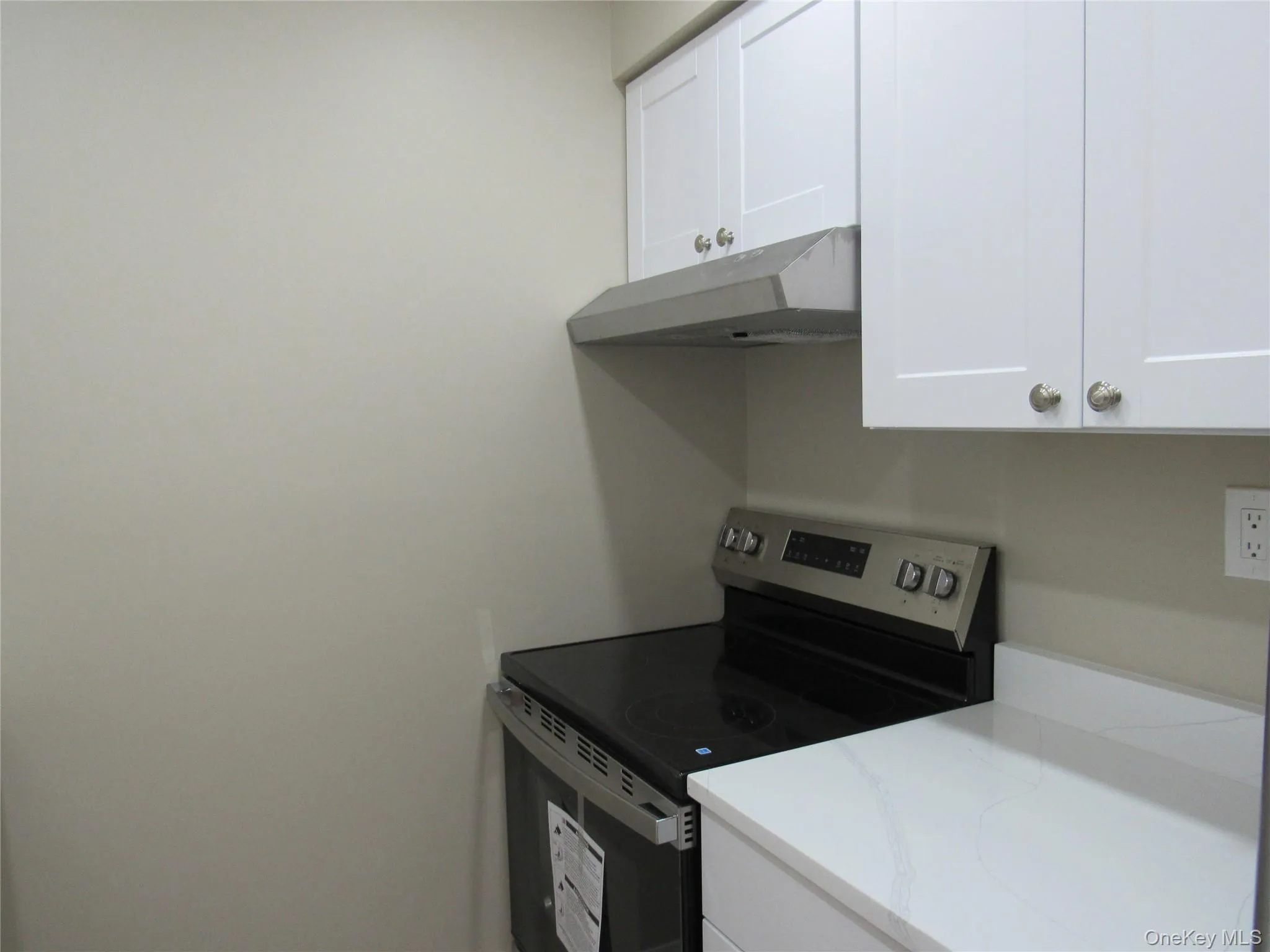 2 Fortune Road, Middletown, NY, 1 Bedroom Bedrooms, 3 Rooms Rooms,1 BathroomBathrooms,Residential Lease,For Rent,Fortune,0,1011761 2 Fortune Road, Middletown, NY, 1 Bedroom Bedrooms, 3 Rooms Rooms,1 BathroomBathrooms,Residential Lease,For Rent,Fortune,0,1011761