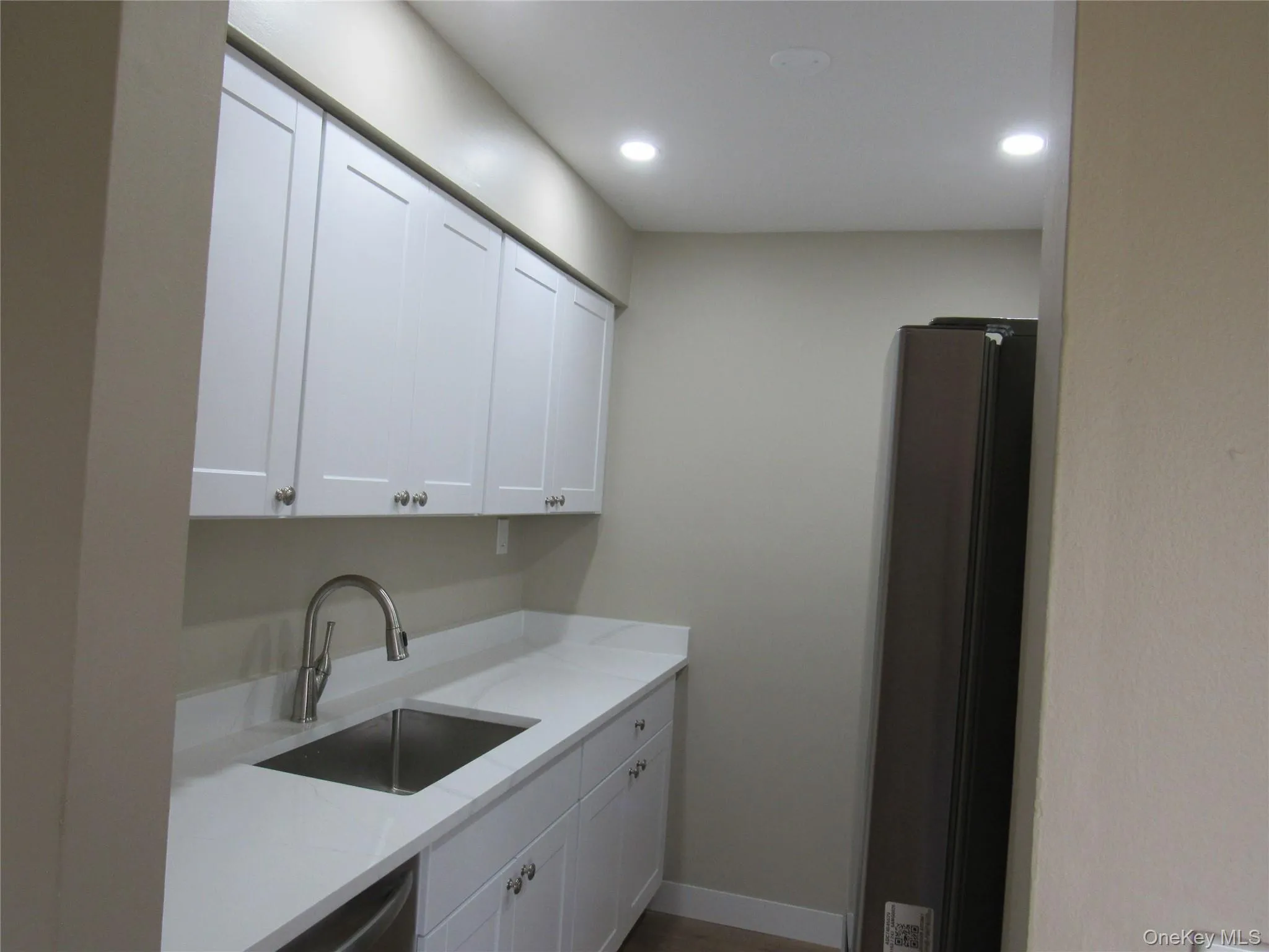 2 Fortune Road, Middletown, NY, 1 Bedroom Bedrooms, 3 Rooms Rooms,1 BathroomBathrooms,Residential Lease,For Rent,Fortune,0,1011761 2 Fortune Road, Middletown, NY, 1 Bedroom Bedrooms, 3 Rooms Rooms,1 BathroomBathrooms,Residential Lease,For Rent,Fortune,0,1011761