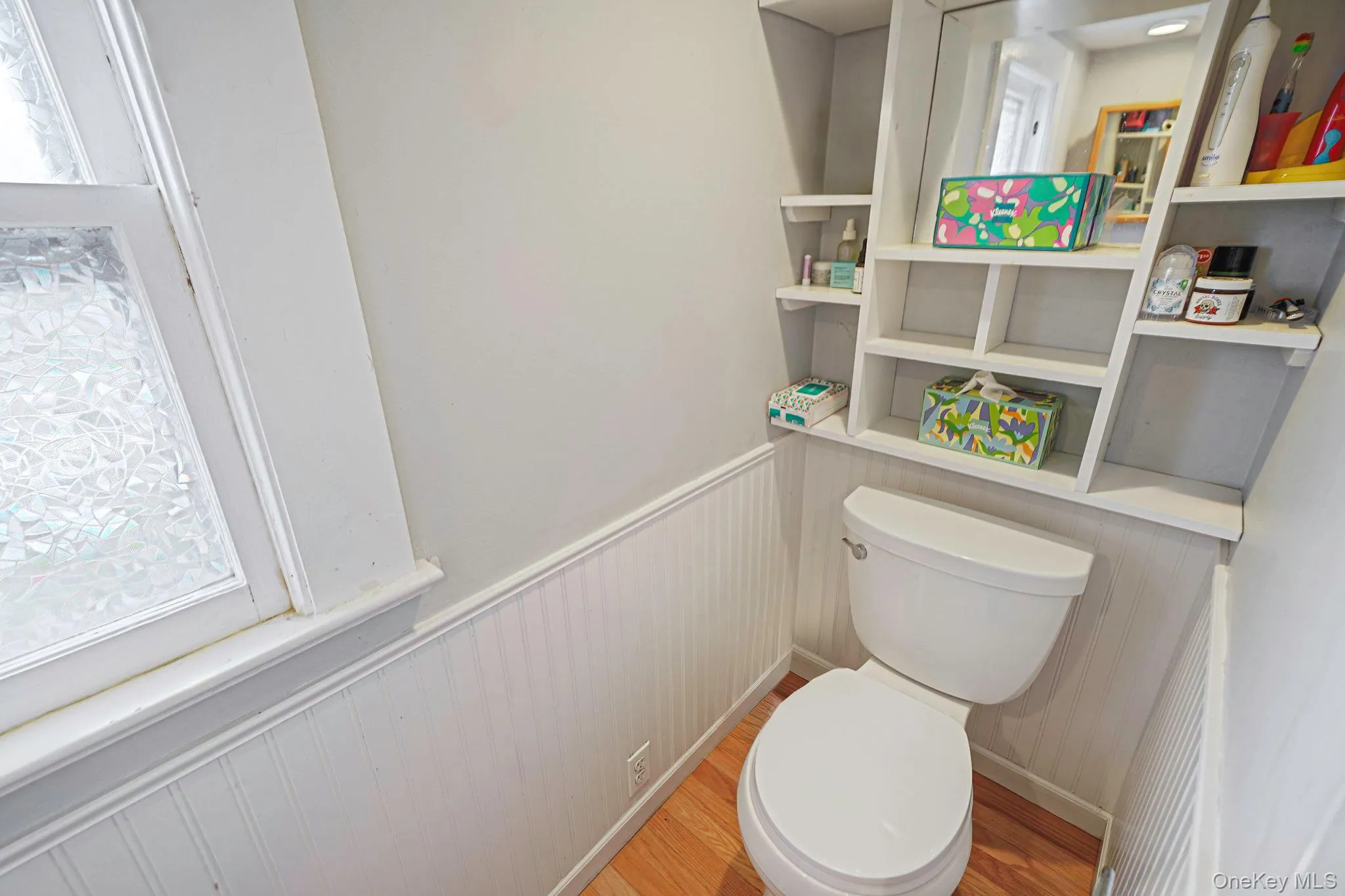 14 Tuttle Avenue, Southampton, NY, 3 Bedrooms Bedrooms, 7 Rooms Rooms,1 BathroomBathrooms,Residential,For Rent,Tuttle,0,1011763 14 Tuttle Avenue, Southampton, NY, 3 Bedrooms Bedrooms, 7 Rooms Rooms,1 BathroomBathrooms,Residential,For Rent,Tuttle,0,1011763