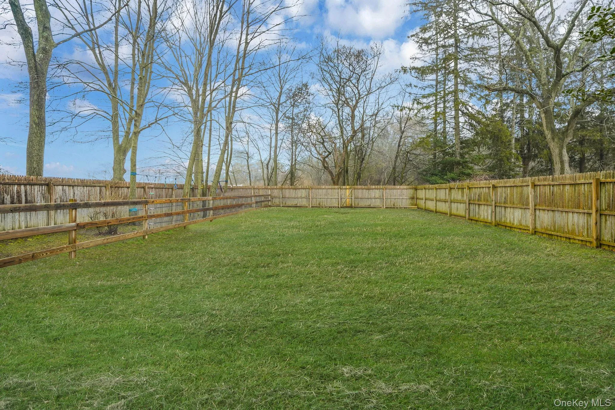 14 Tuttle Avenue, Southampton, NY, 3 Bedrooms Bedrooms, 7 Rooms Rooms,1 BathroomBathrooms,Residential,For Rent,Tuttle,0,1011763 14 Tuttle Avenue, Southampton, NY, 3 Bedrooms Bedrooms, 7 Rooms Rooms,1 BathroomBathrooms,Residential,For Rent,Tuttle,0,1011763