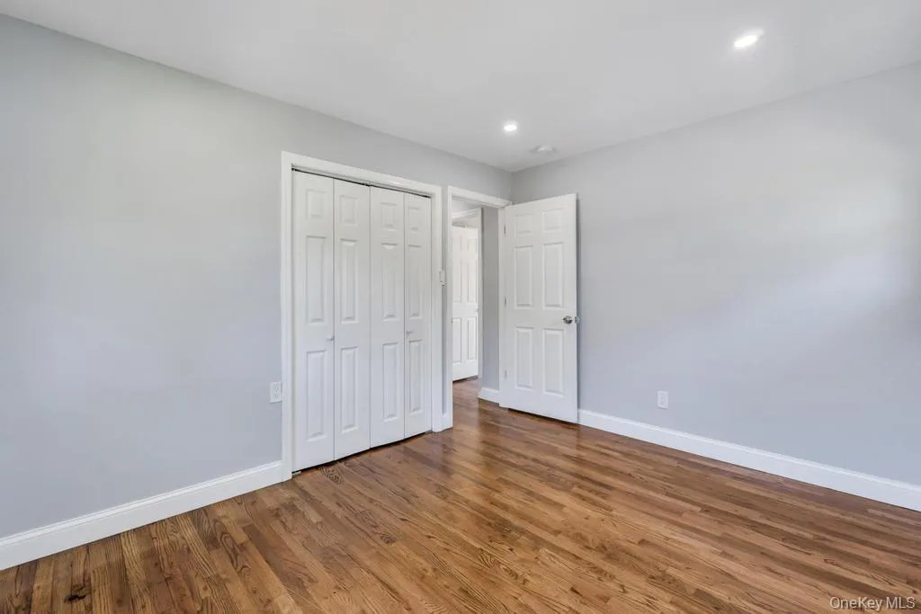 220 Adirondack Drive, Brookhaven, NY, 6 Bedrooms Bedrooms, 9 Rooms Rooms,2 BathroomsBathrooms,Residential,For Rent,Adirondack,0,1011767 220 Adirondack Drive, Brookhaven, NY, 6 Bedrooms Bedrooms, 9 Rooms Rooms,2 BathroomsBathrooms,Residential,For Rent,Adirondack,0,1011767
