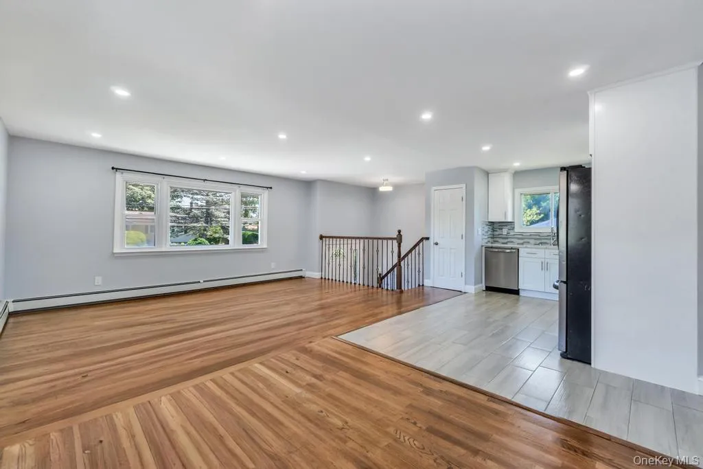 220 Adirondack Drive, Brookhaven, NY, 6 Bedrooms Bedrooms, 9 Rooms Rooms,2 BathroomsBathrooms,Residential,For Rent,Adirondack,0,1011767 220 Adirondack Drive, Brookhaven, NY, 6 Bedrooms Bedrooms, 9 Rooms Rooms,2 BathroomsBathrooms,Residential,For Rent,Adirondack,0,1011767