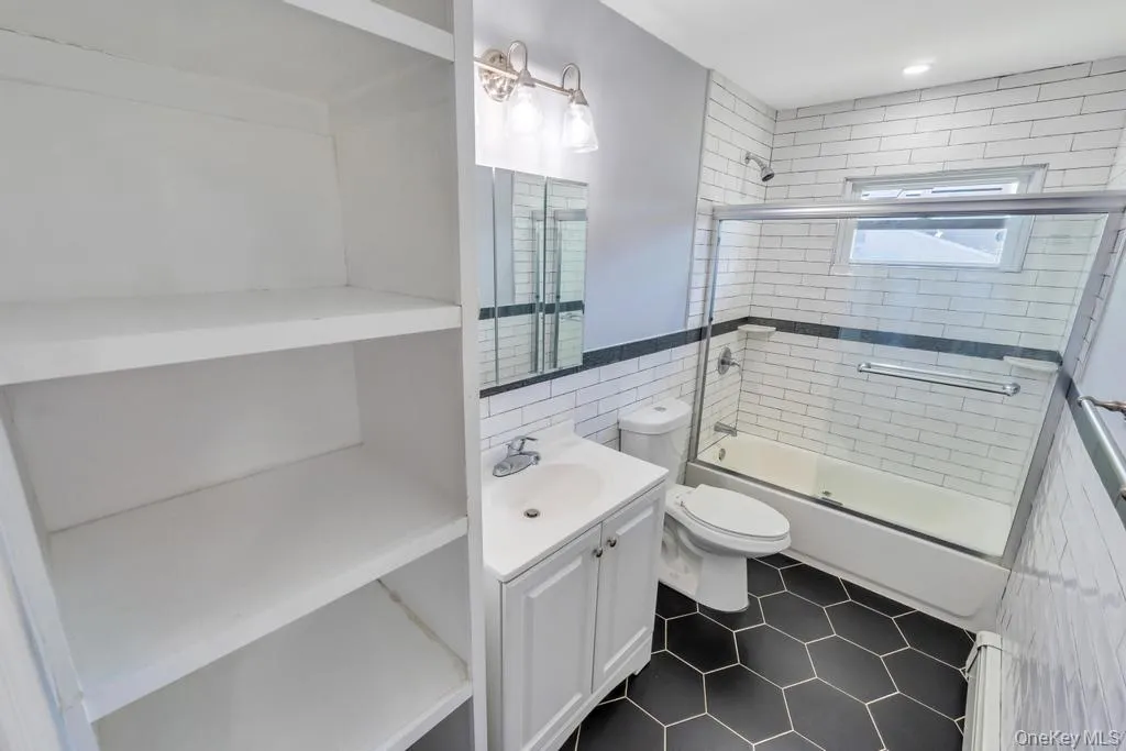 220 Adirondack Drive, Brookhaven, NY, 6 Bedrooms Bedrooms, 9 Rooms Rooms,2 BathroomsBathrooms,Residential,For Rent,Adirondack,0,1011767 220 Adirondack Drive, Brookhaven, NY, 6 Bedrooms Bedrooms, 9 Rooms Rooms,2 BathroomsBathrooms,Residential,For Rent,Adirondack,0,1011767