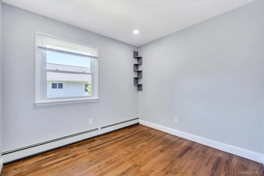 220 Adirondack Drive, Brookhaven, NY, 6 Bedrooms Bedrooms, 9 Rooms Rooms,2 BathroomsBathrooms,Residential,For Rent,Adirondack,0,1011767 220 Adirondack Drive, Brookhaven, NY, 6 Bedrooms Bedrooms, 9 Rooms Rooms,2 BathroomsBathrooms,Residential,For Rent,Adirondack,0,1011767