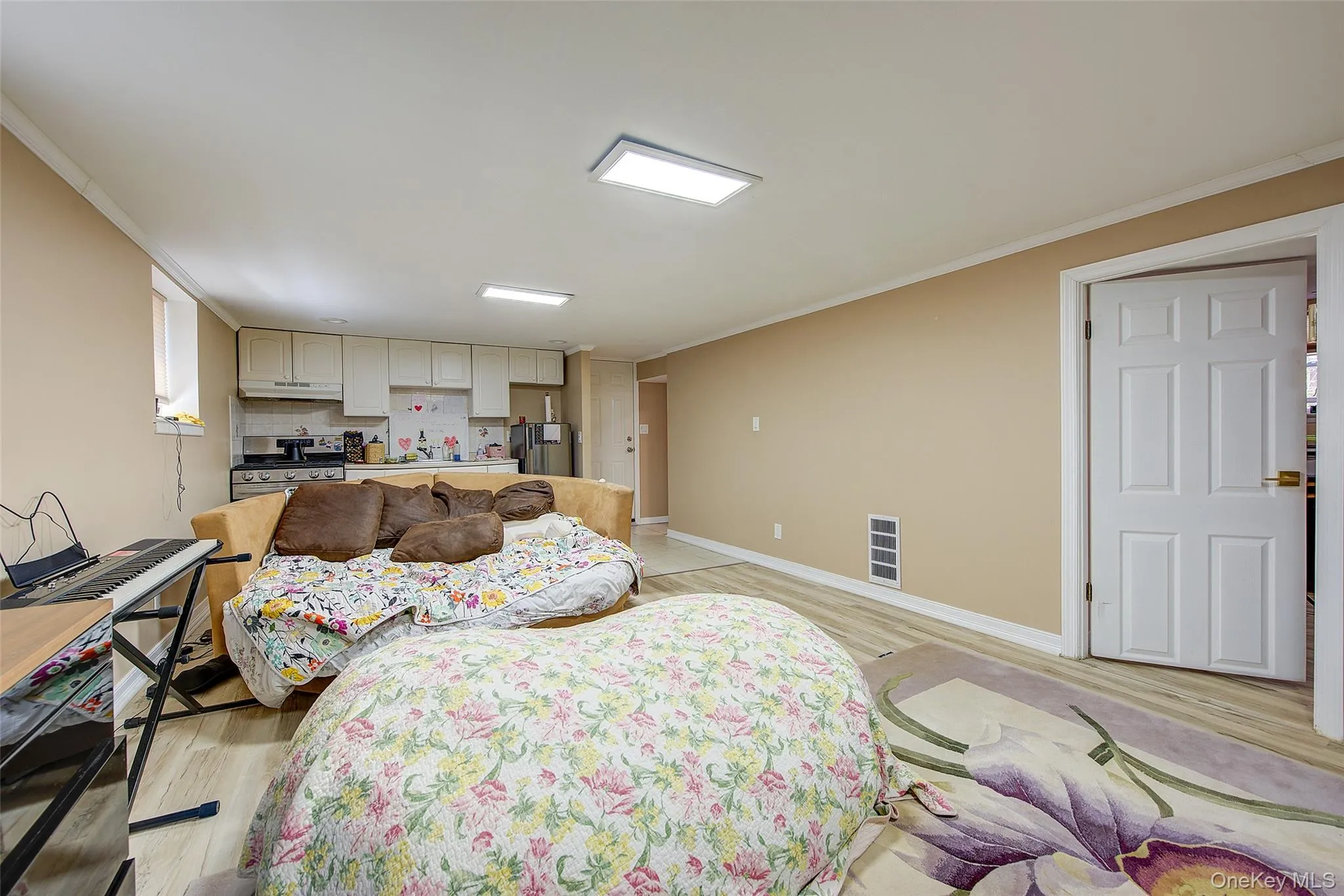 71-15 167th Street, New York, NY, 3 Bedrooms Bedrooms, 6 Rooms Rooms,3 BathroomsBathrooms,Residential,For Rent,167th,0,1011768 71-15 167th Street, New York, NY, 3 Bedrooms Bedrooms, 6 Rooms Rooms,3 BathroomsBathrooms,Residential,For Rent,167th,0,1011768