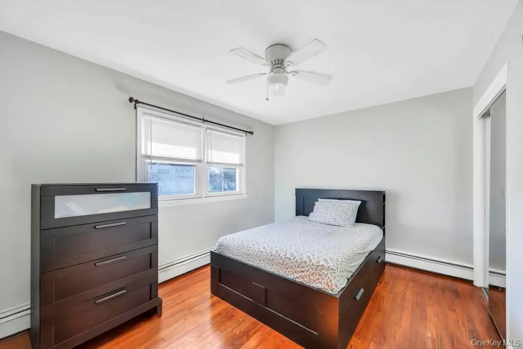 3 Avelaine Court, Babylon, NY, 5 Bedrooms Bedrooms, 8 Rooms Rooms,2 BathroomsBathrooms,Residential,For Rent,Avelaine,0,1011769 3 Avelaine Court, Babylon, NY, 5 Bedrooms Bedrooms, 8 Rooms Rooms,2 BathroomsBathrooms,Residential,For Rent,Avelaine,0,1011769