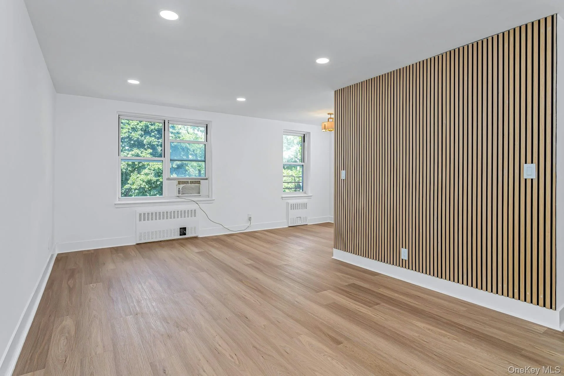 1300 Midland Avenue, Yonkers, NY, 1 Bedroom Bedrooms, 5 Rooms Rooms,1 BathroomBathrooms,Residential,For Rent,Midland,0,1011774 1300 Midland Avenue, Yonkers, NY, 1 Bedroom Bedrooms, 5 Rooms Rooms,1 BathroomBathrooms,Residential,For Rent,Midland,0,1011774