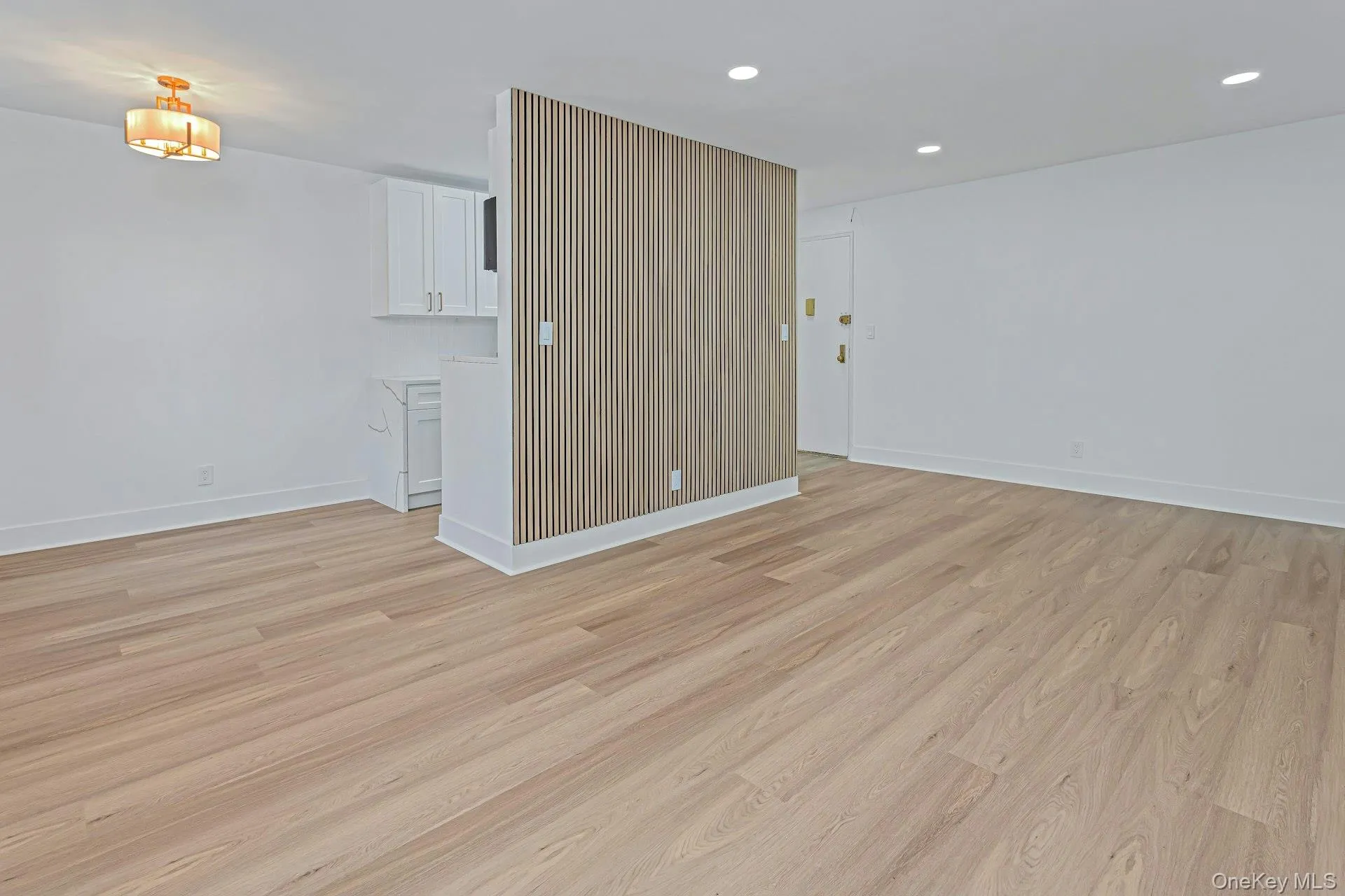 1300 Midland Avenue, Yonkers, NY, 1 Bedroom Bedrooms, 5 Rooms Rooms,1 BathroomBathrooms,Residential,For Rent,Midland,0,1011774 1300 Midland Avenue, Yonkers, NY, 1 Bedroom Bedrooms, 5 Rooms Rooms,1 BathroomBathrooms,Residential,For Rent,Midland,0,1011774