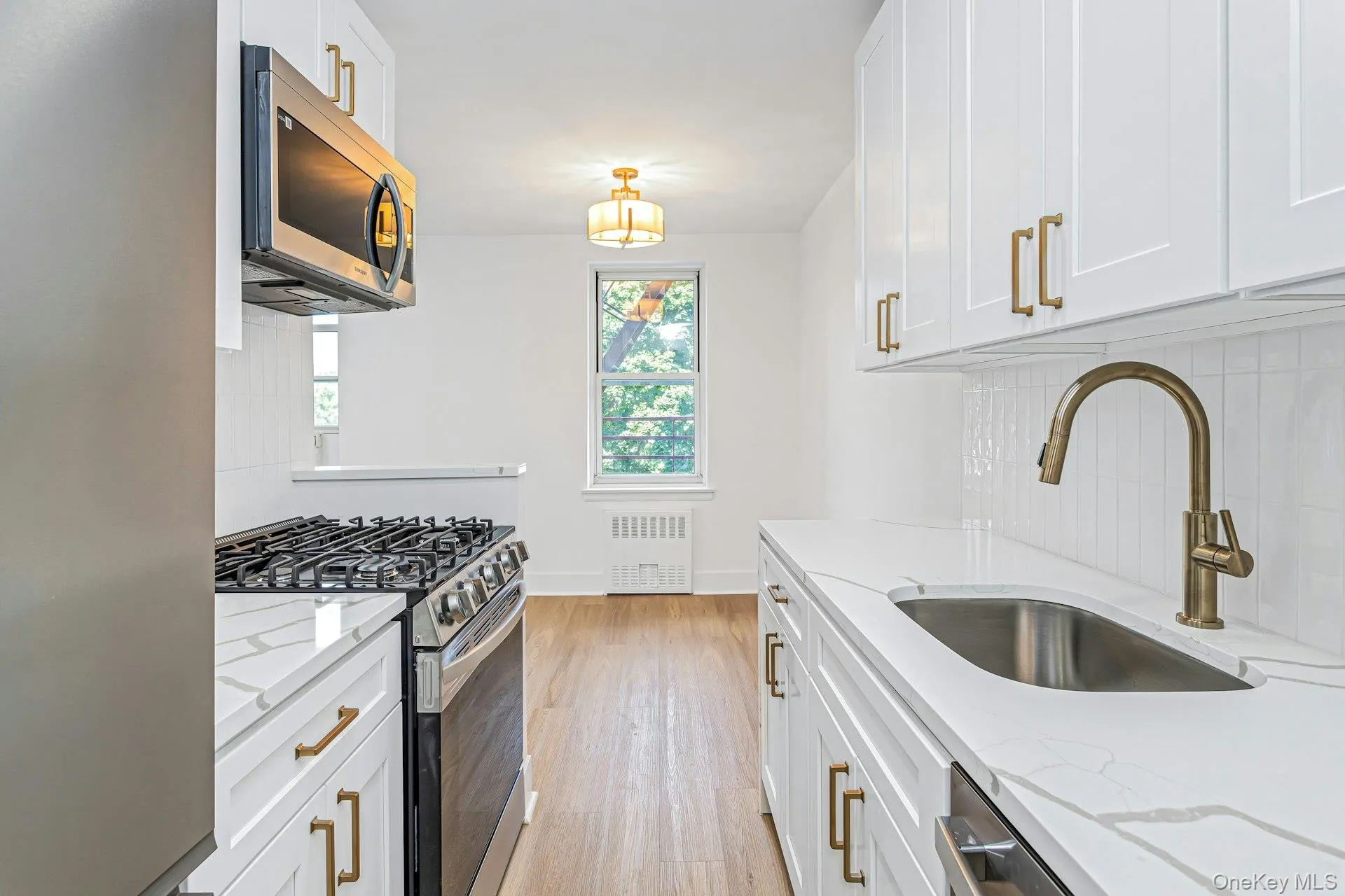 1300 Midland Avenue, Yonkers, NY, 1 Bedroom Bedrooms, 5 Rooms Rooms,1 BathroomBathrooms,Residential,For Rent,Midland,0,1011774 1300 Midland Avenue, Yonkers, NY, 1 Bedroom Bedrooms, 5 Rooms Rooms,1 BathroomBathrooms,Residential,For Rent,Midland,0,1011774