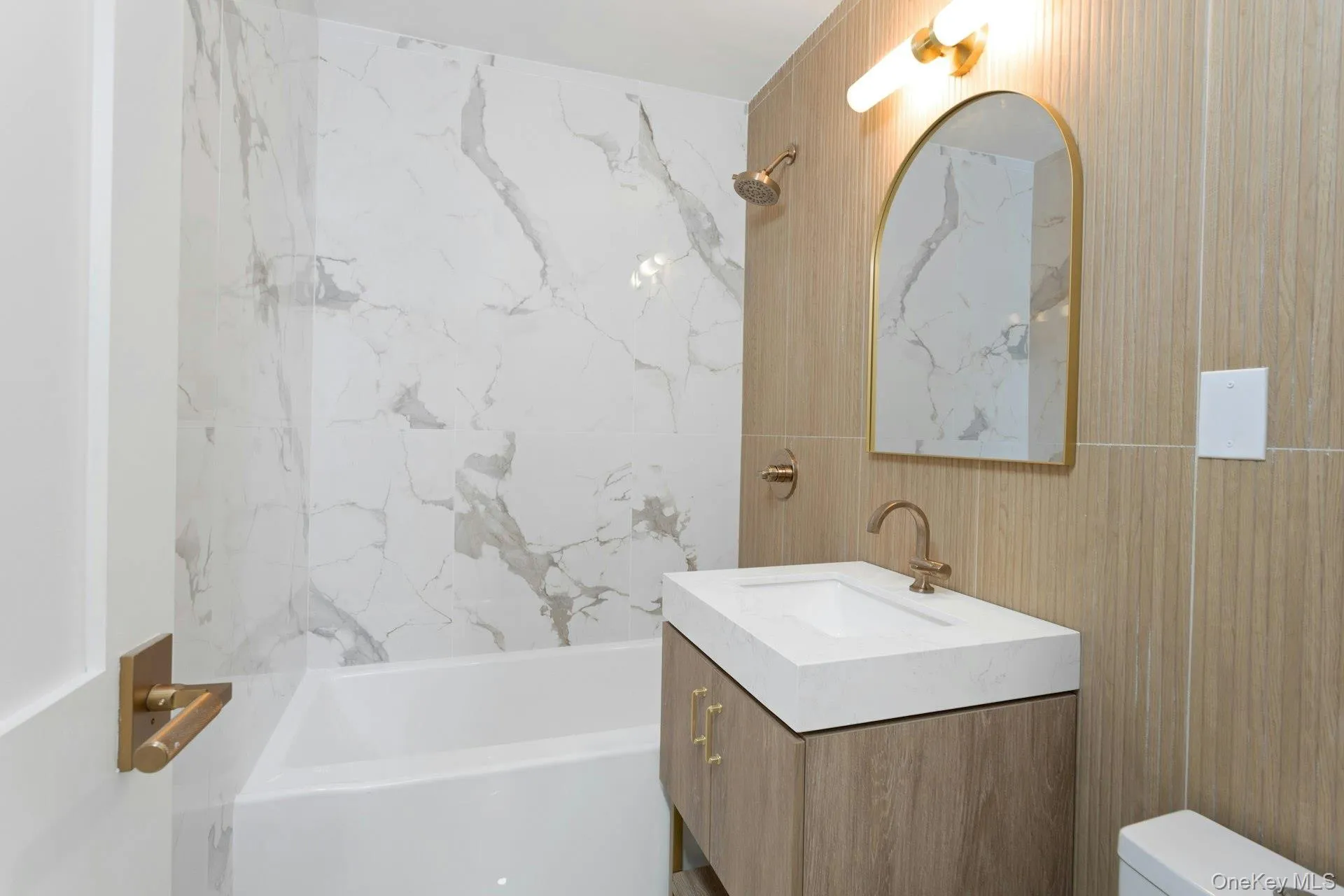1296 Midland Avenue, Yonkers, NY, 1 Bedroom Bedrooms, 4 Rooms Rooms,1 BathroomBathrooms,Residential,For Rent,Midland,0,1011777 1296 Midland Avenue, Yonkers, NY, 1 Bedroom Bedrooms, 4 Rooms Rooms,1 BathroomBathrooms,Residential,For Rent,Midland,0,1011777