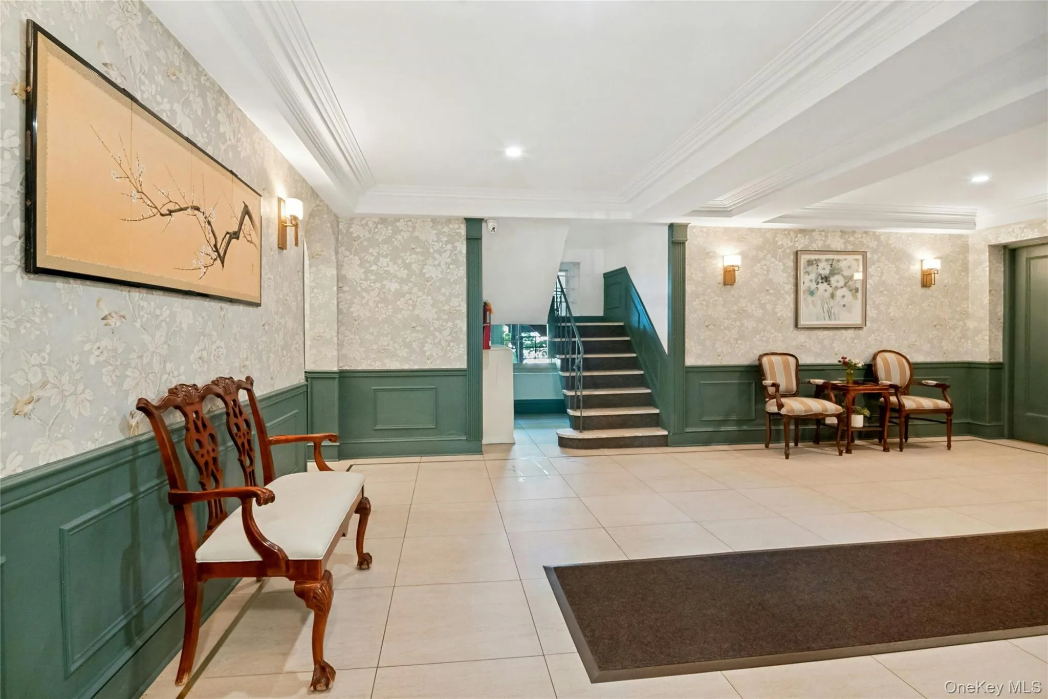 Entry with elevator and stairs Entry with elevator and stairs