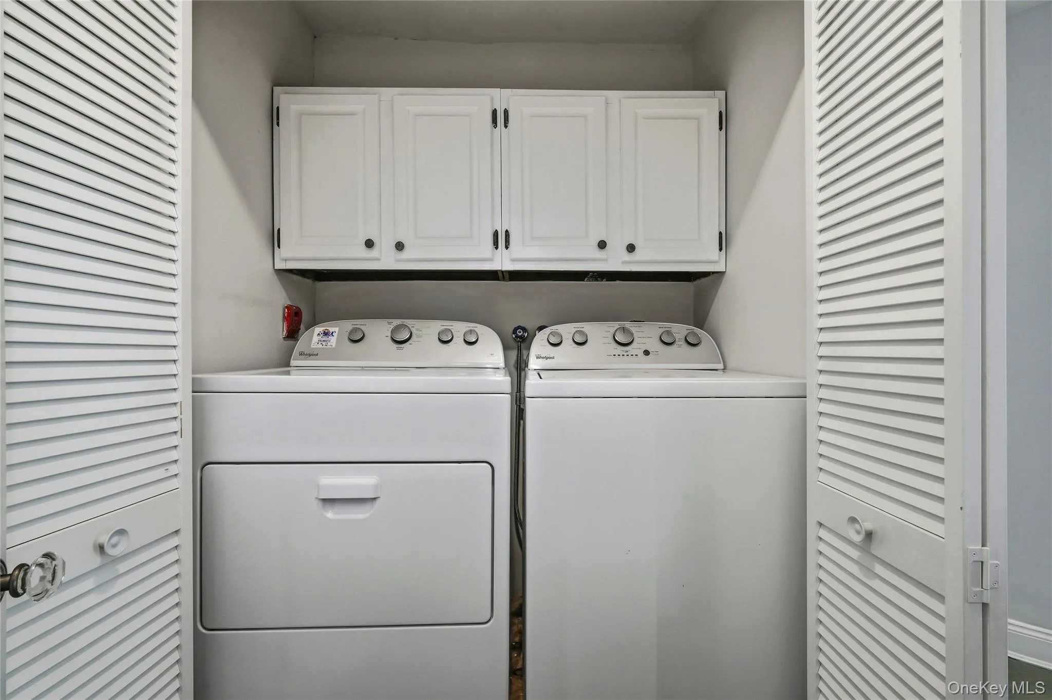 84 Woodlake Drive, Oyster Bay, NY, 2 Bedrooms Bedrooms, 5 Rooms Rooms,2 BathroomsBathrooms,Residential,For Rent,Woodlake,0,1011780 84 Woodlake Drive, Oyster Bay, NY, 2 Bedrooms Bedrooms, 5 Rooms Rooms,2 BathroomsBathrooms,Residential,For Rent,Woodlake,0,1011780