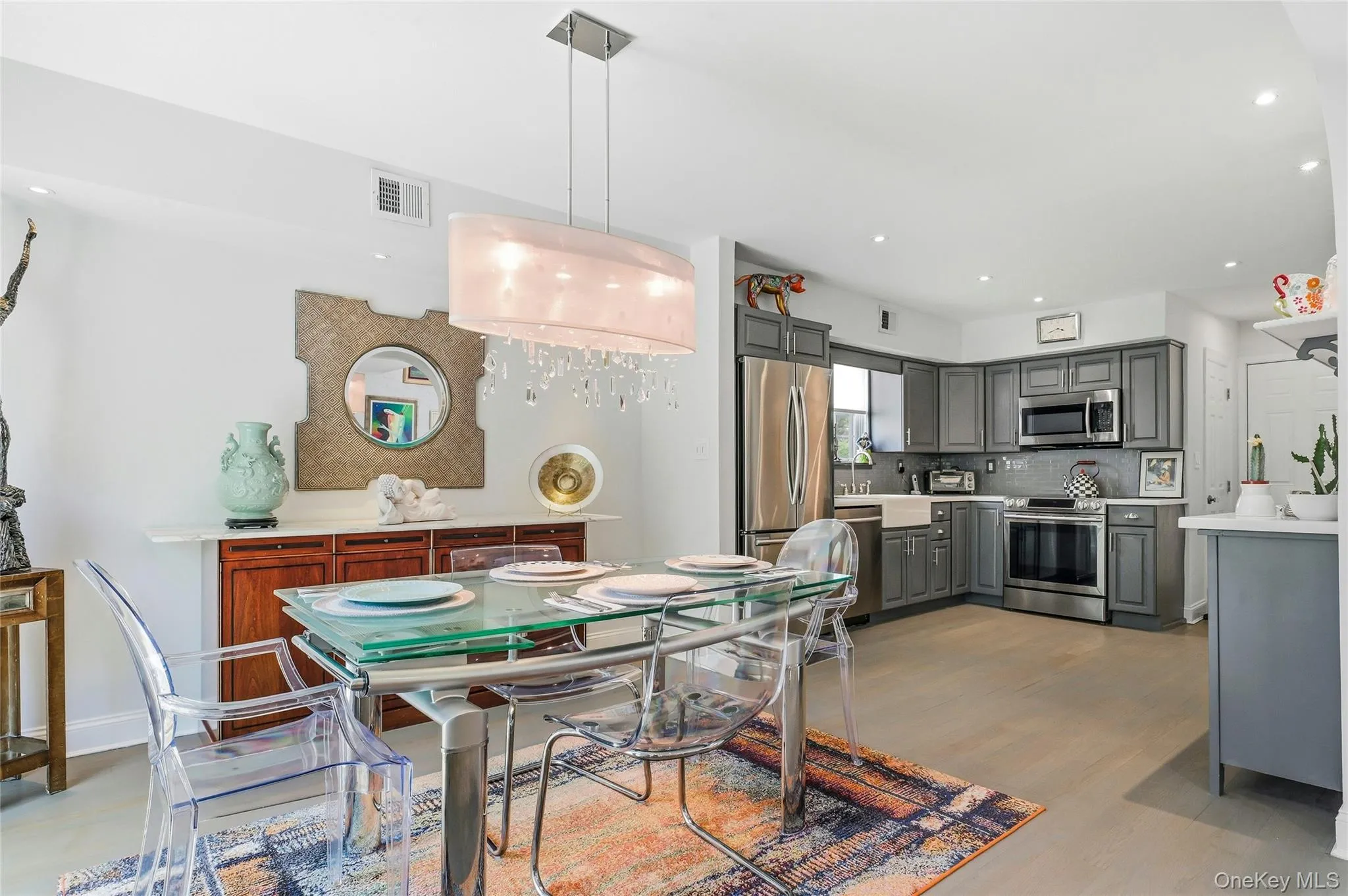 84 Woodlake Drive, Oyster Bay, NY, 2 Bedrooms Bedrooms, 5 Rooms Rooms,2 BathroomsBathrooms,Residential,For Rent,Woodlake,0,1011780 84 Woodlake Drive, Oyster Bay, NY, 2 Bedrooms Bedrooms, 5 Rooms Rooms,2 BathroomsBathrooms,Residential,For Rent,Woodlake,0,1011780