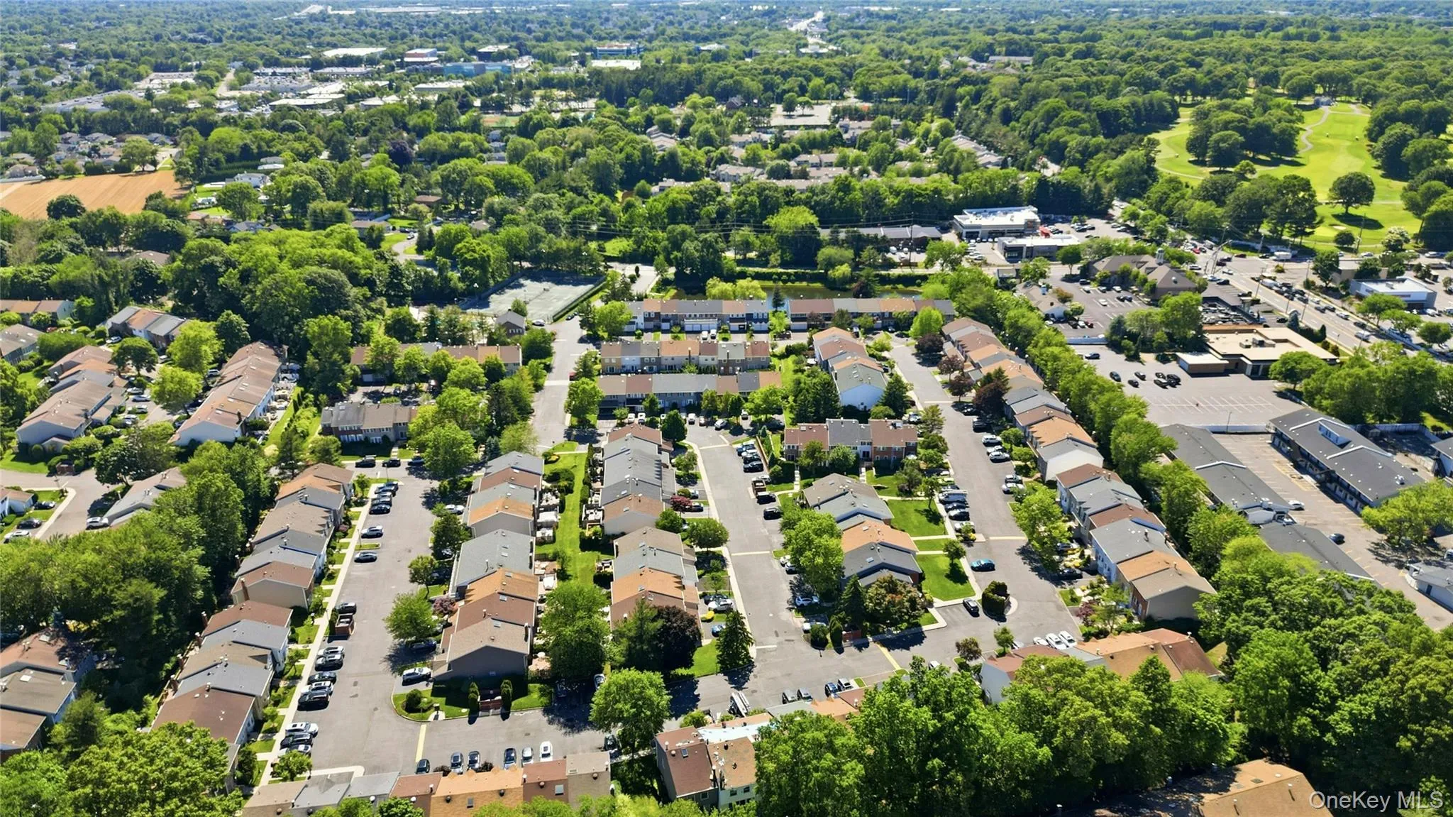 84 Woodlake Drive, Oyster Bay, NY, 2 Bedrooms Bedrooms, 5 Rooms Rooms,2 BathroomsBathrooms,Residential,For Rent,Woodlake,0,1011780 84 Woodlake Drive, Oyster Bay, NY, 2 Bedrooms Bedrooms, 5 Rooms Rooms,2 BathroomsBathrooms,Residential,For Rent,Woodlake,0,1011780