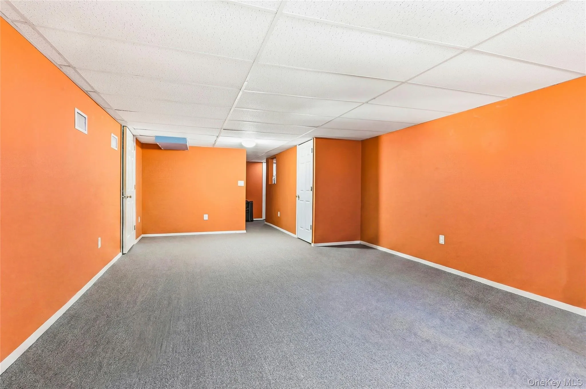 84 Woodlake Drive, Oyster Bay, NY, 2 Bedrooms Bedrooms, 5 Rooms Rooms,2 BathroomsBathrooms,Residential,For Rent,Woodlake,0,1011780 84 Woodlake Drive, Oyster Bay, NY, 2 Bedrooms Bedrooms, 5 Rooms Rooms,2 BathroomsBathrooms,Residential,For Rent,Woodlake,0,1011780