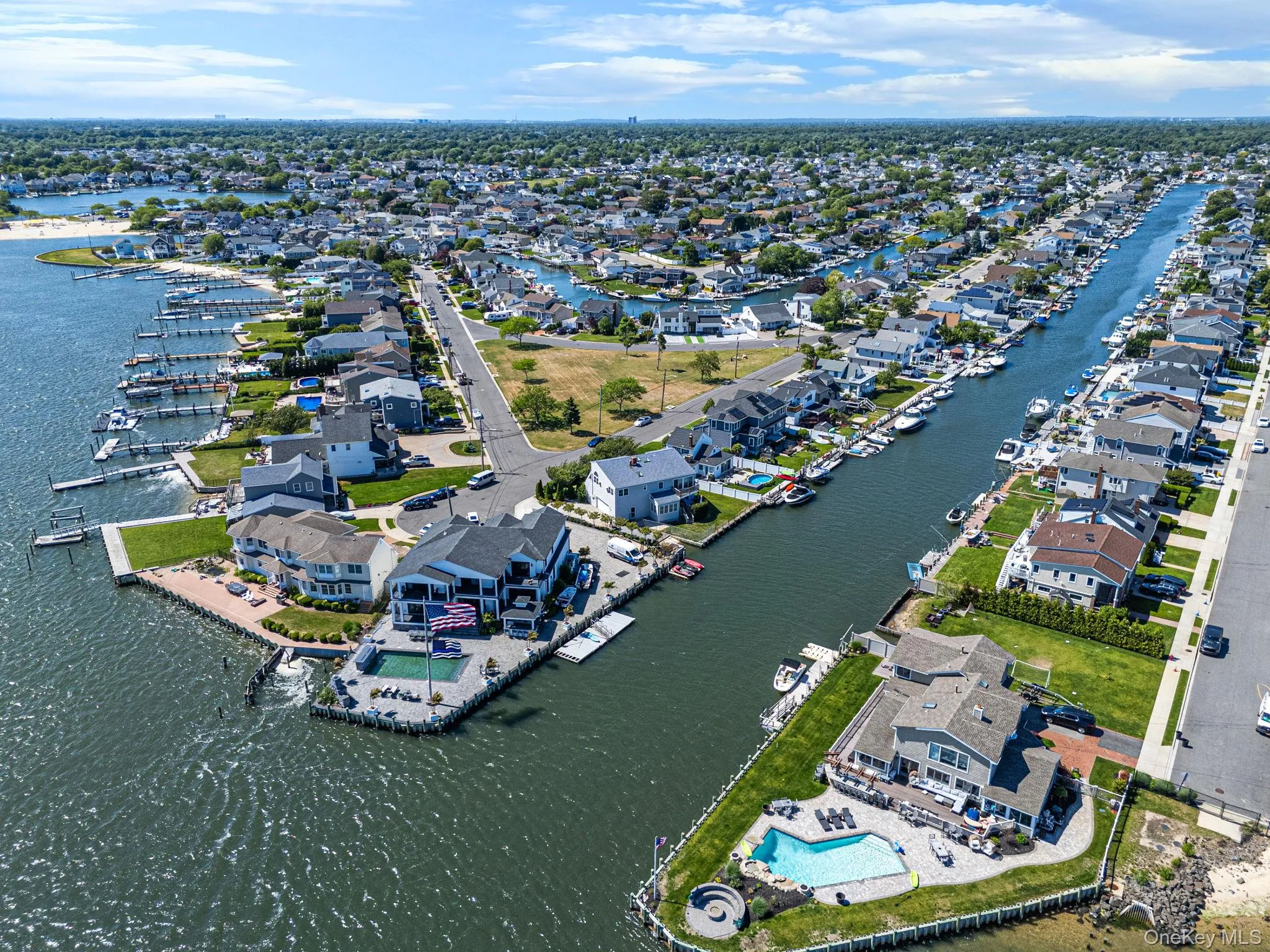 7 Forest Avenue, Oyster Bay, NY, 5 Bedrooms Bedrooms, 12 Rooms Rooms,3 BathroomsBathrooms,Residential,For Rent,Forest,0,1011784 7 Forest Avenue, Oyster Bay, NY, 5 Bedrooms Bedrooms, 12 Rooms Rooms,3 BathroomsBathrooms,Residential,For Rent,Forest,0,1011784